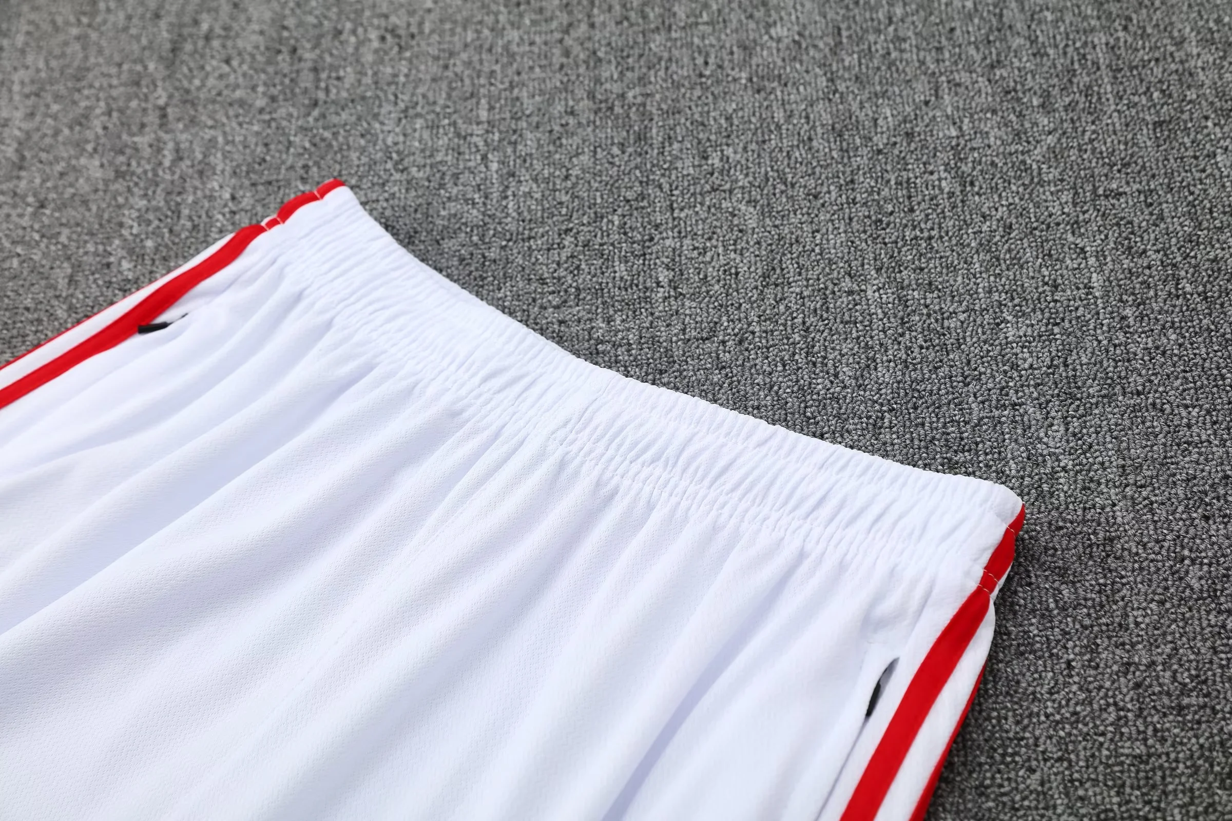 Bayern München 25/26 Short Sleeves Training suit White