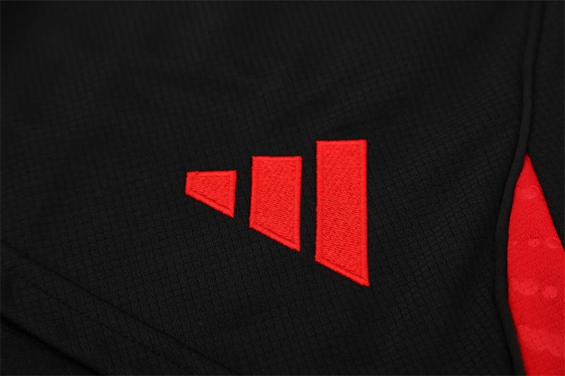 Adult / Kids Bayern Munchen 25/26 Short Sleeves Training suit 801