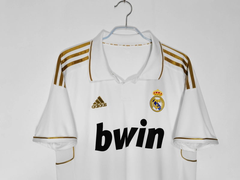 Retro  Real Mαdrid 11/12 Home White