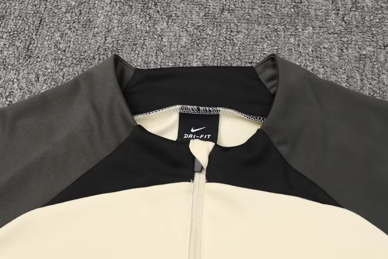 2023 Barcelona Training Suit with Half-zip Size: S-3XL