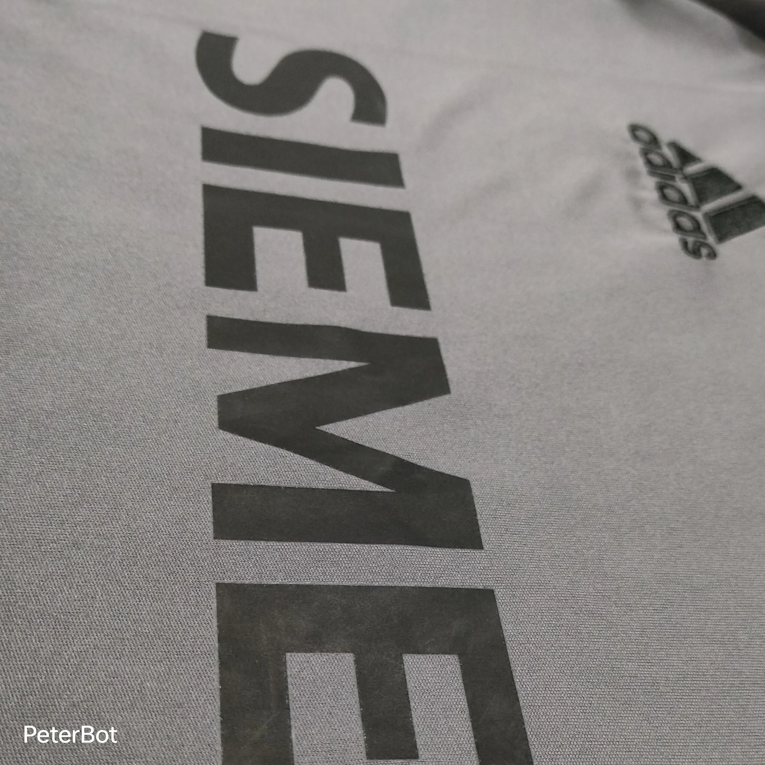 Retro Real Mαdrid 2005/06 Third