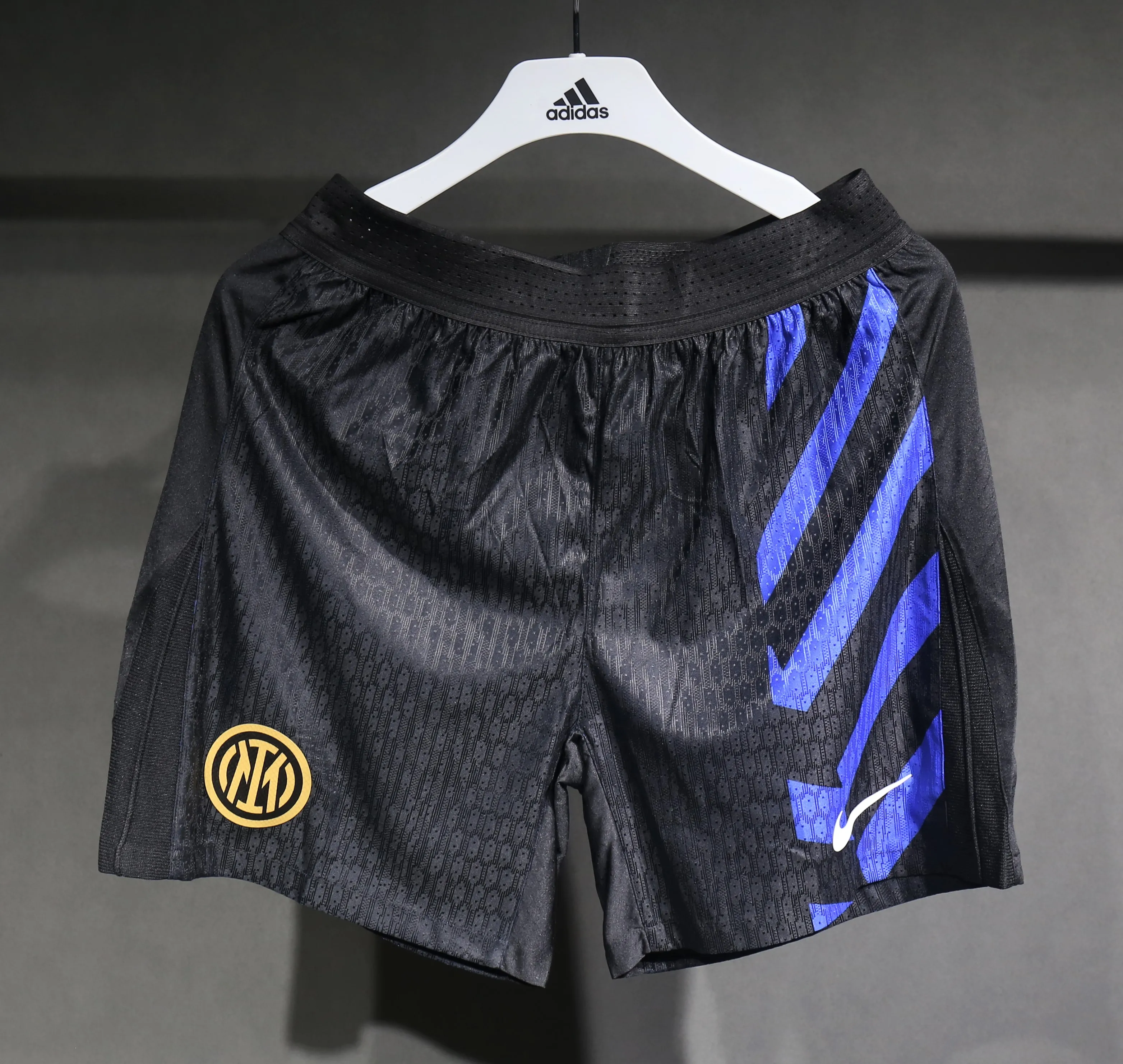 Player Version Shorts 2024-25 Inter Milano Home
