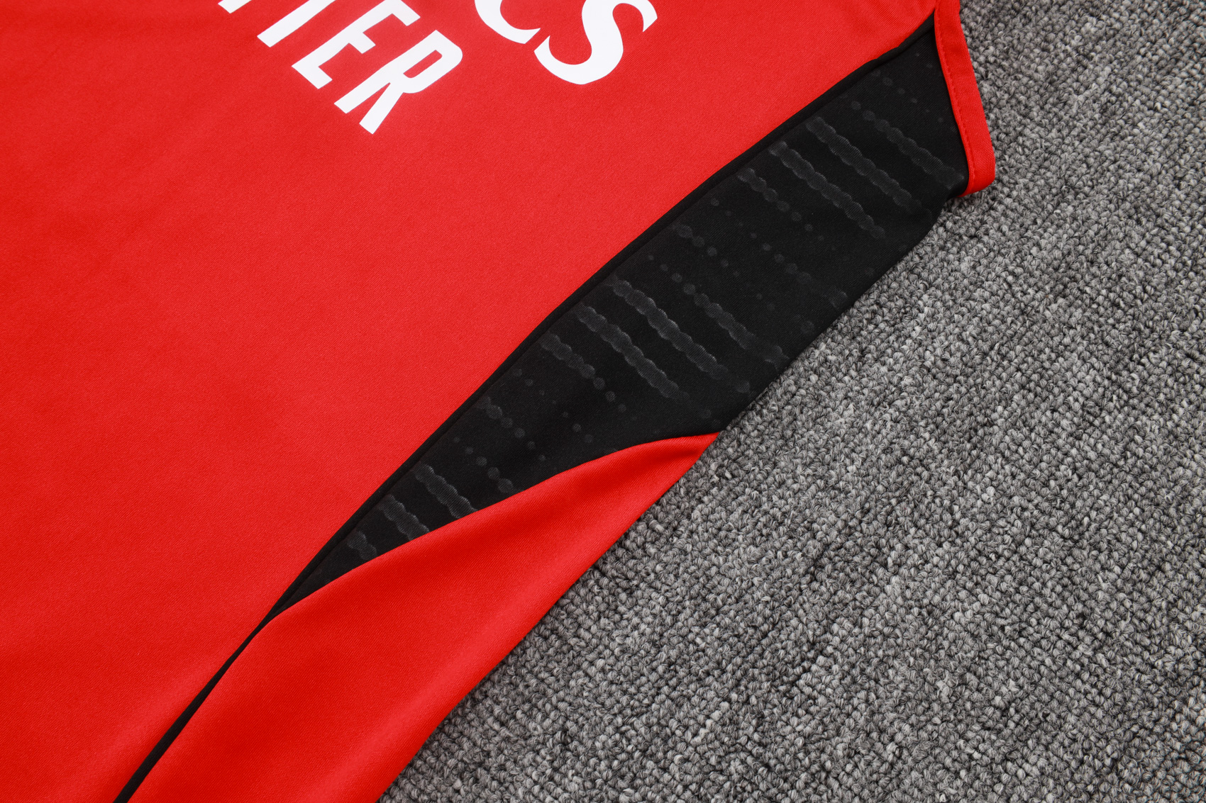 Arsenαl   Sleeveless training suit D2578