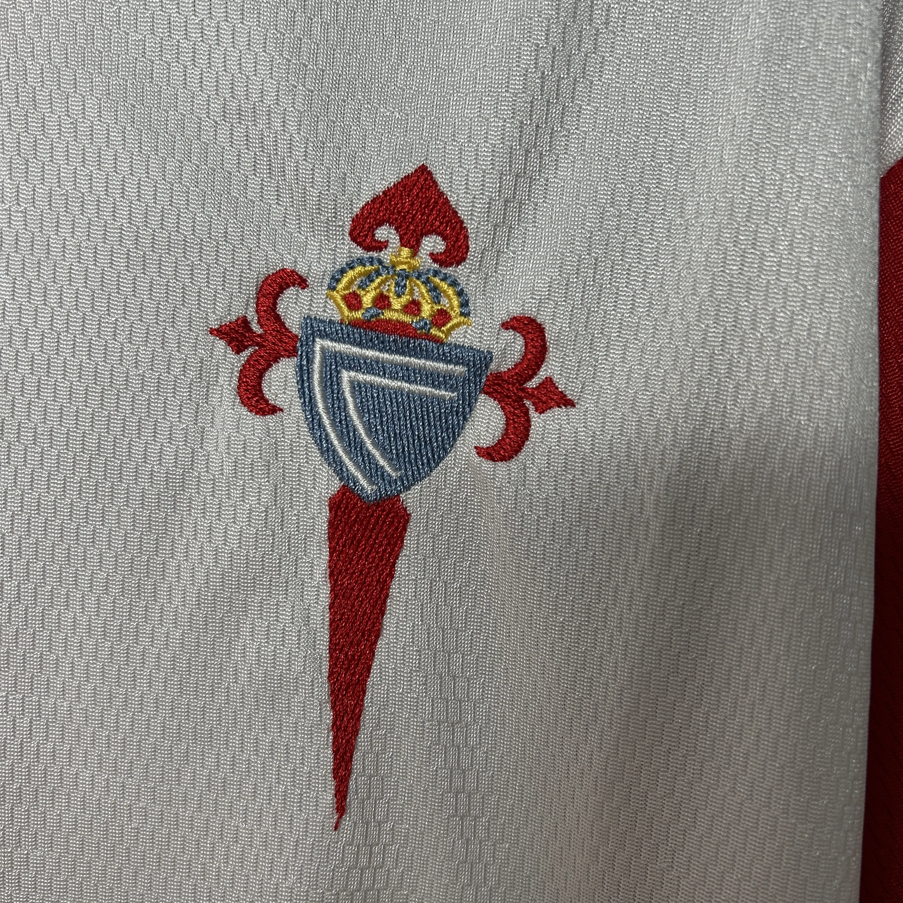 Retro Celta de Vigo 2001-02 Away kit