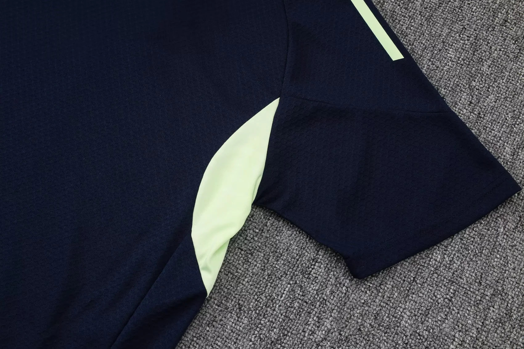 2526 Short Sleeves Training suit  D2550#