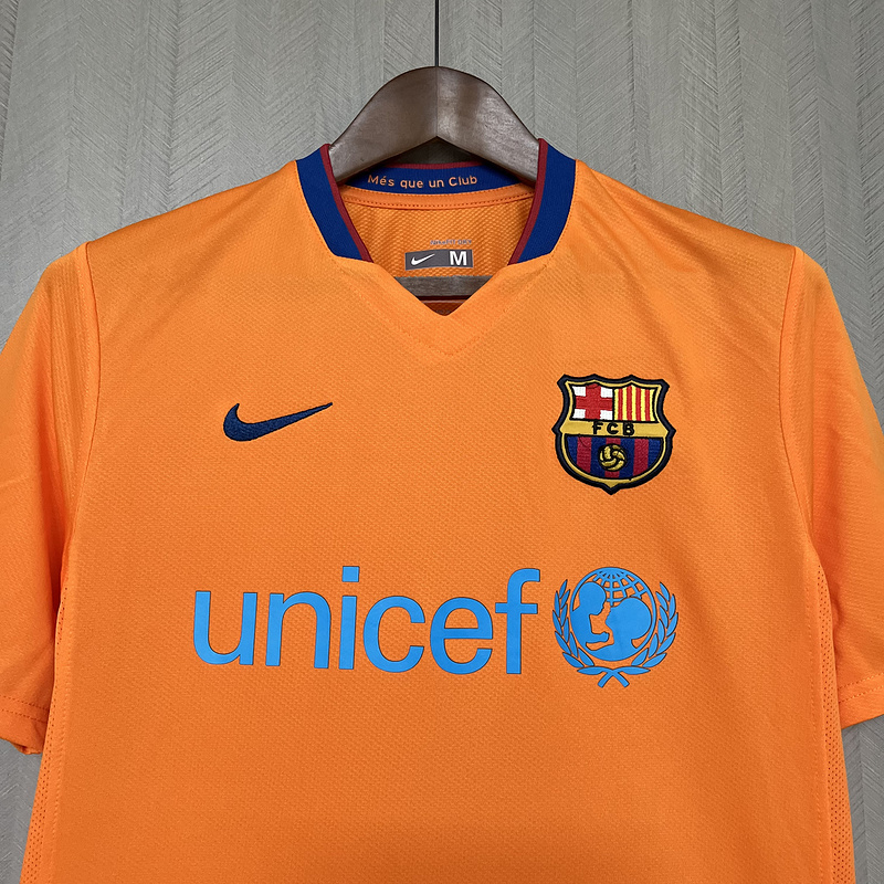 Retro Barcelona 06/07 Away S-XXL