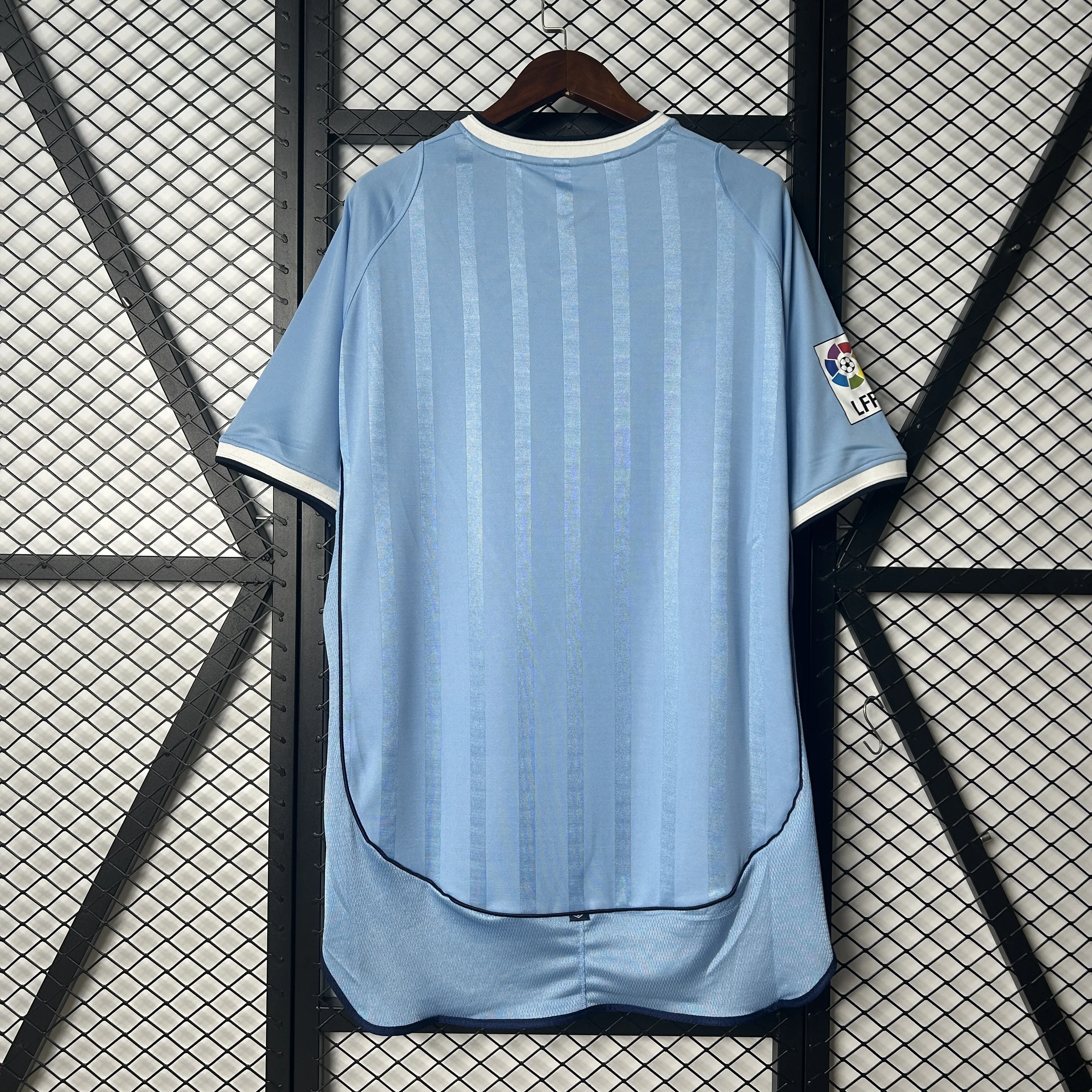 Retro Celta de Vigo 2001-02 Home kit