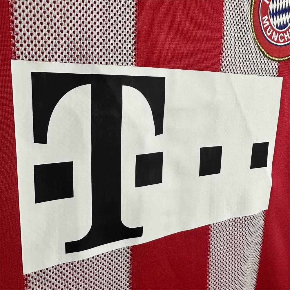 Retro Bayern Munich 10/11 home S-XXL