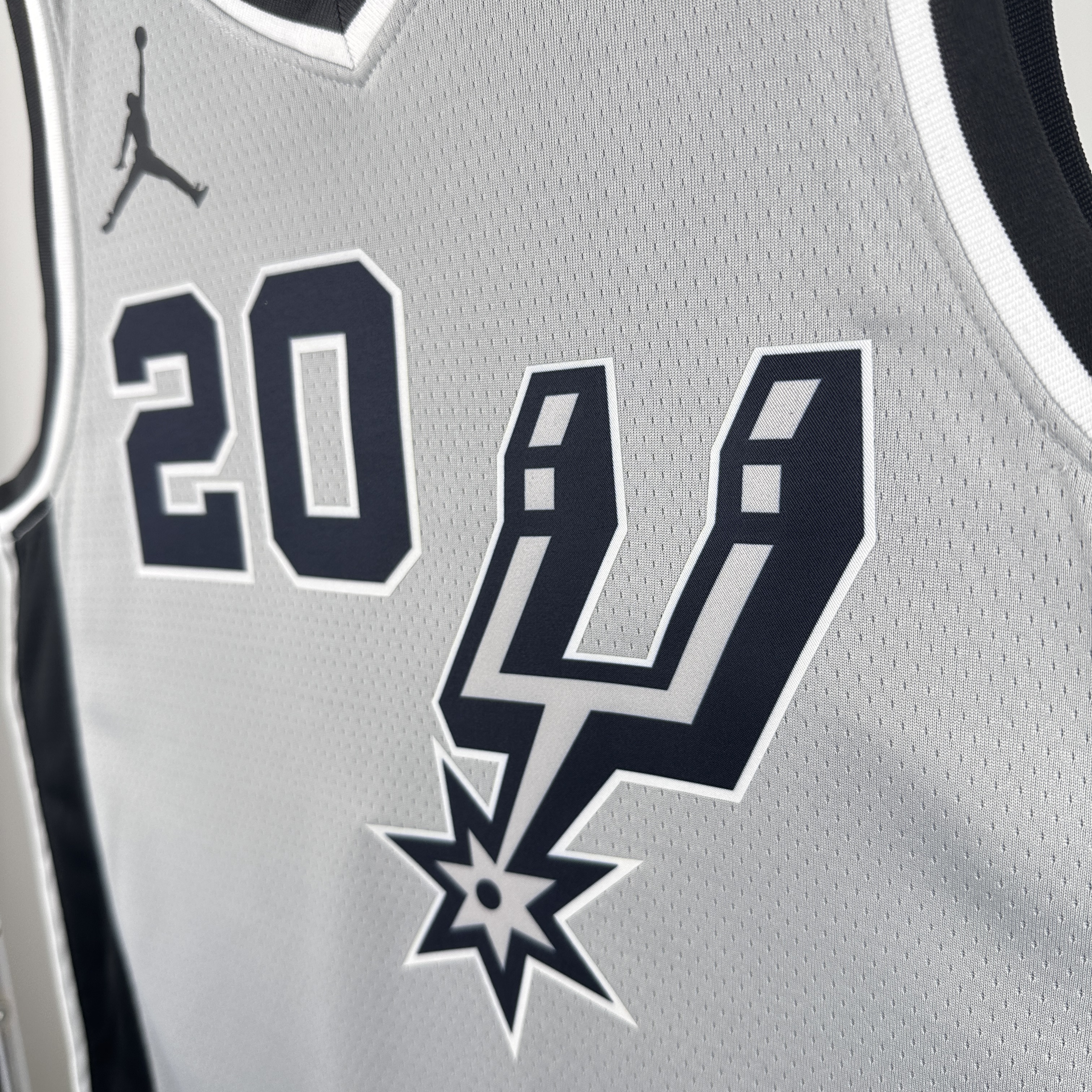 21 SEASON SAN ANTONIO SPURS FLYER EDITION  #20 GINOBILI
