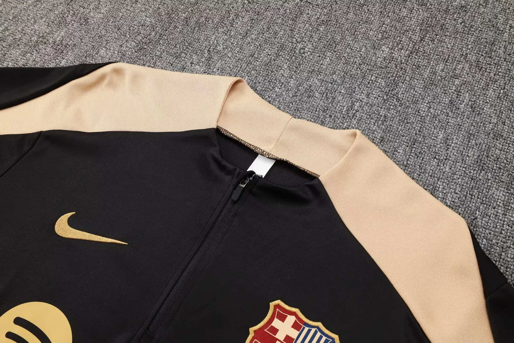 Barcelona Tracksuit S-XXL