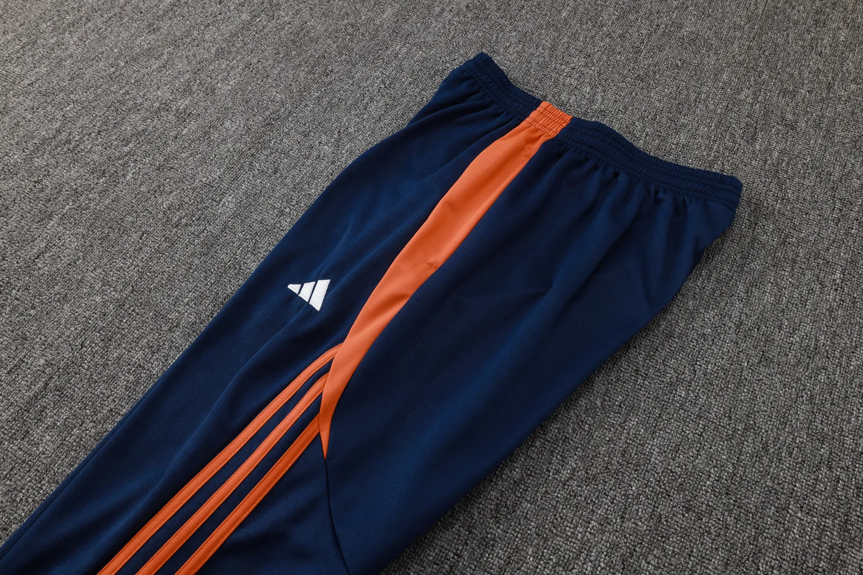 Adult/ Kids 2425 Manchester united half zipper hoodie Training suit F615