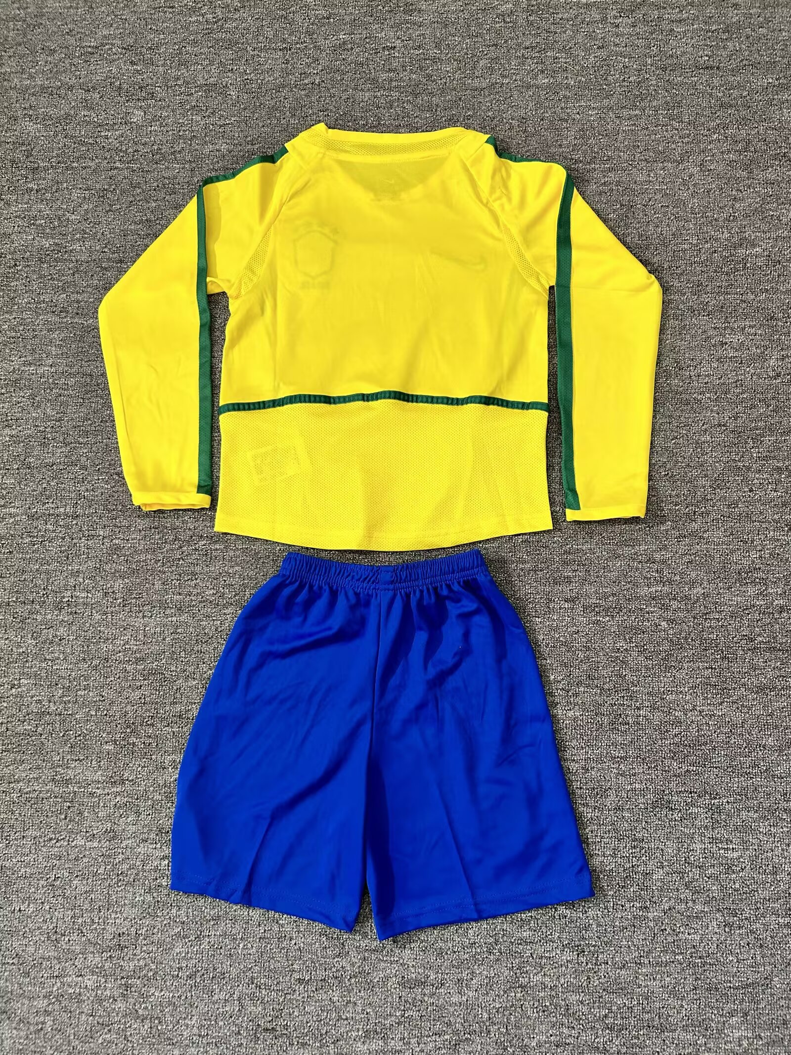 Kids Kiy Retro 2002 Brazil home 16-28