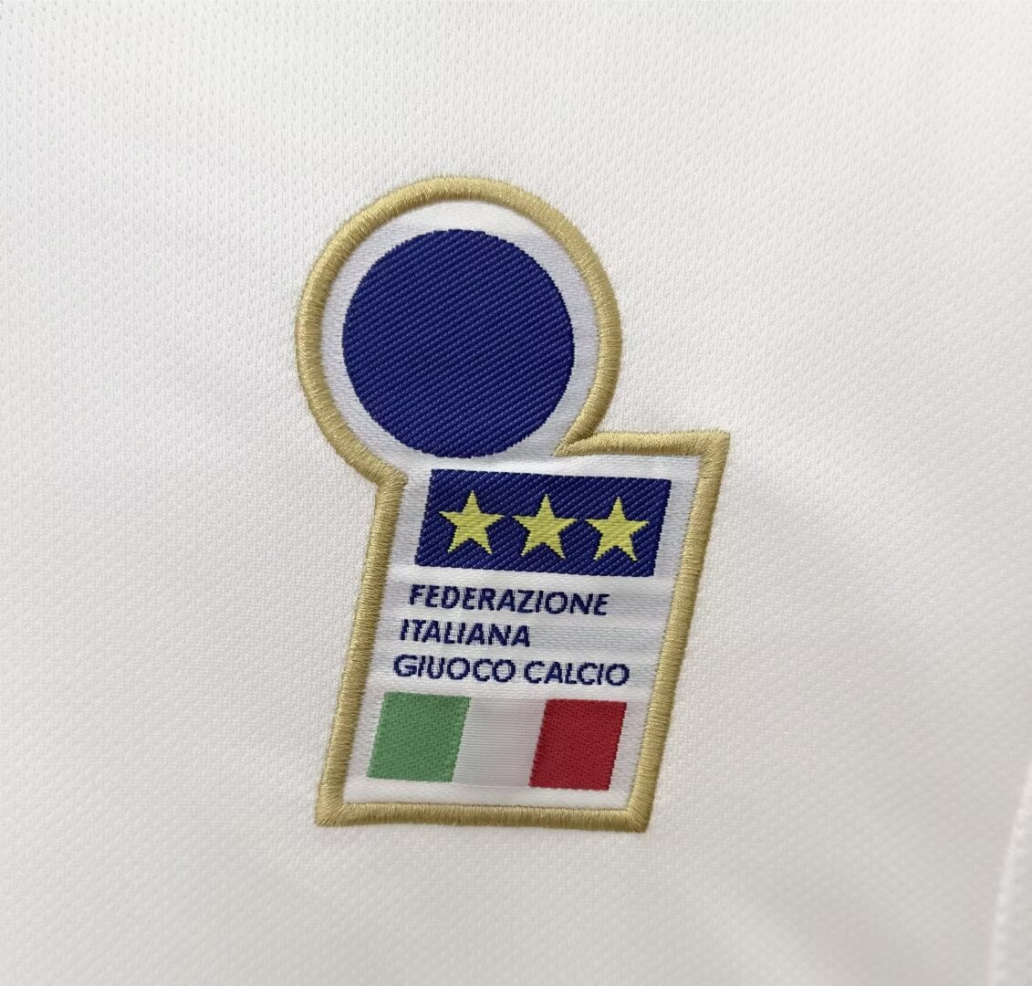Retro  Italy 1996 Away White with badges