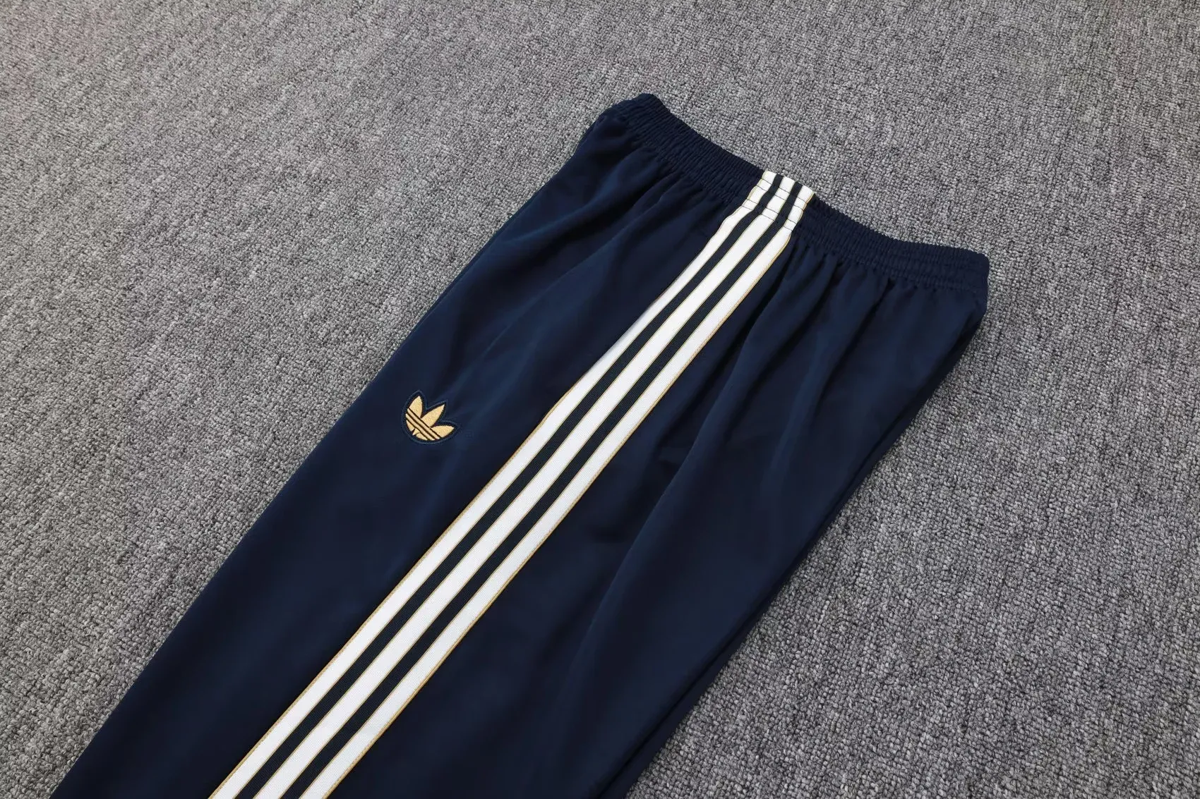 Adult/ Kids Juventus Full Zipper Training Suit A2505