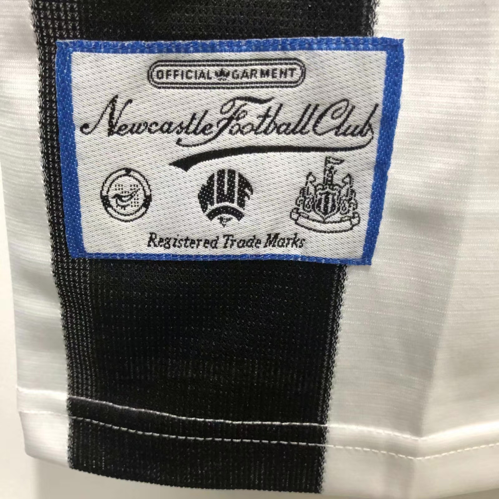 Retro Newcastle 1995/97 Home