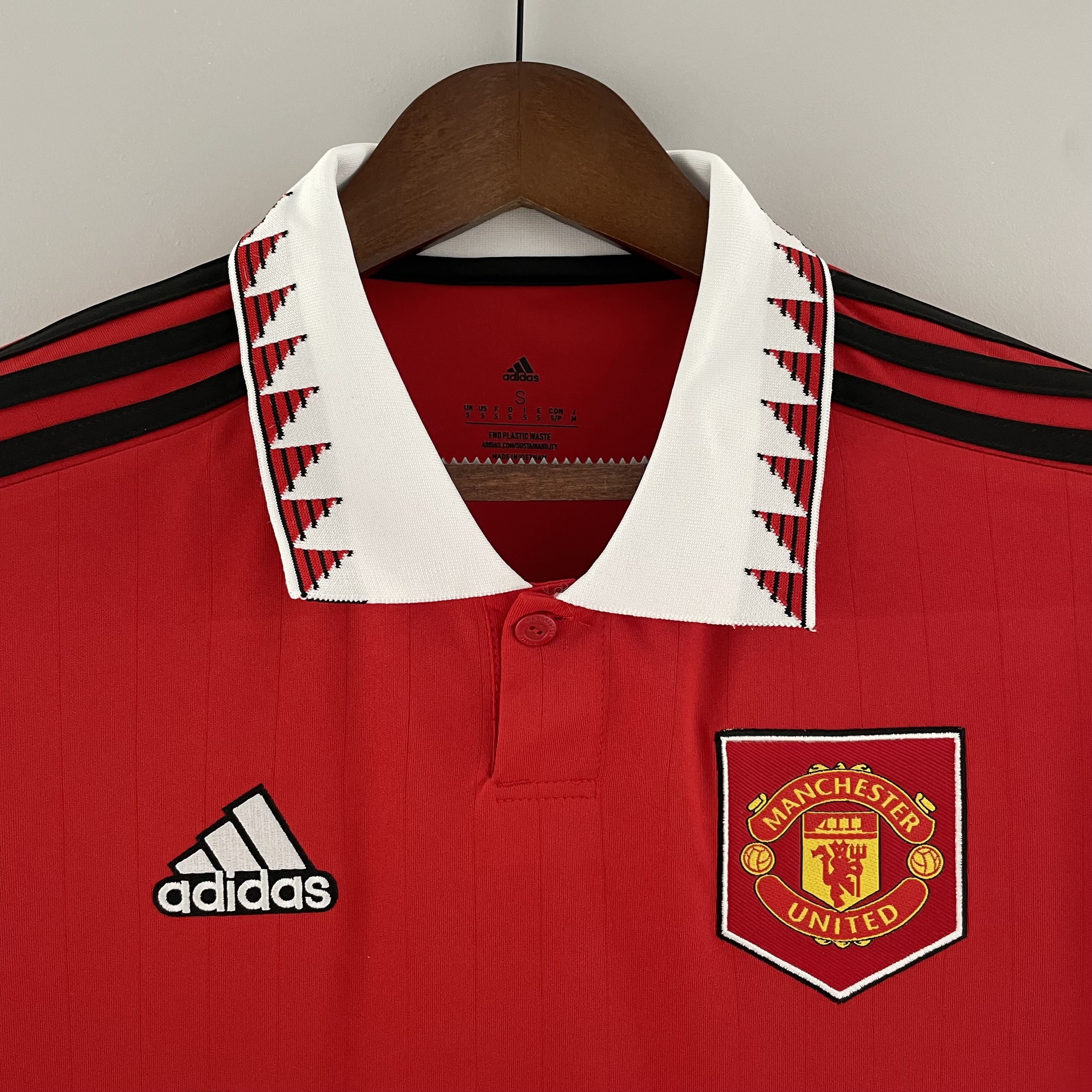 Manchester United 22 /23 Home