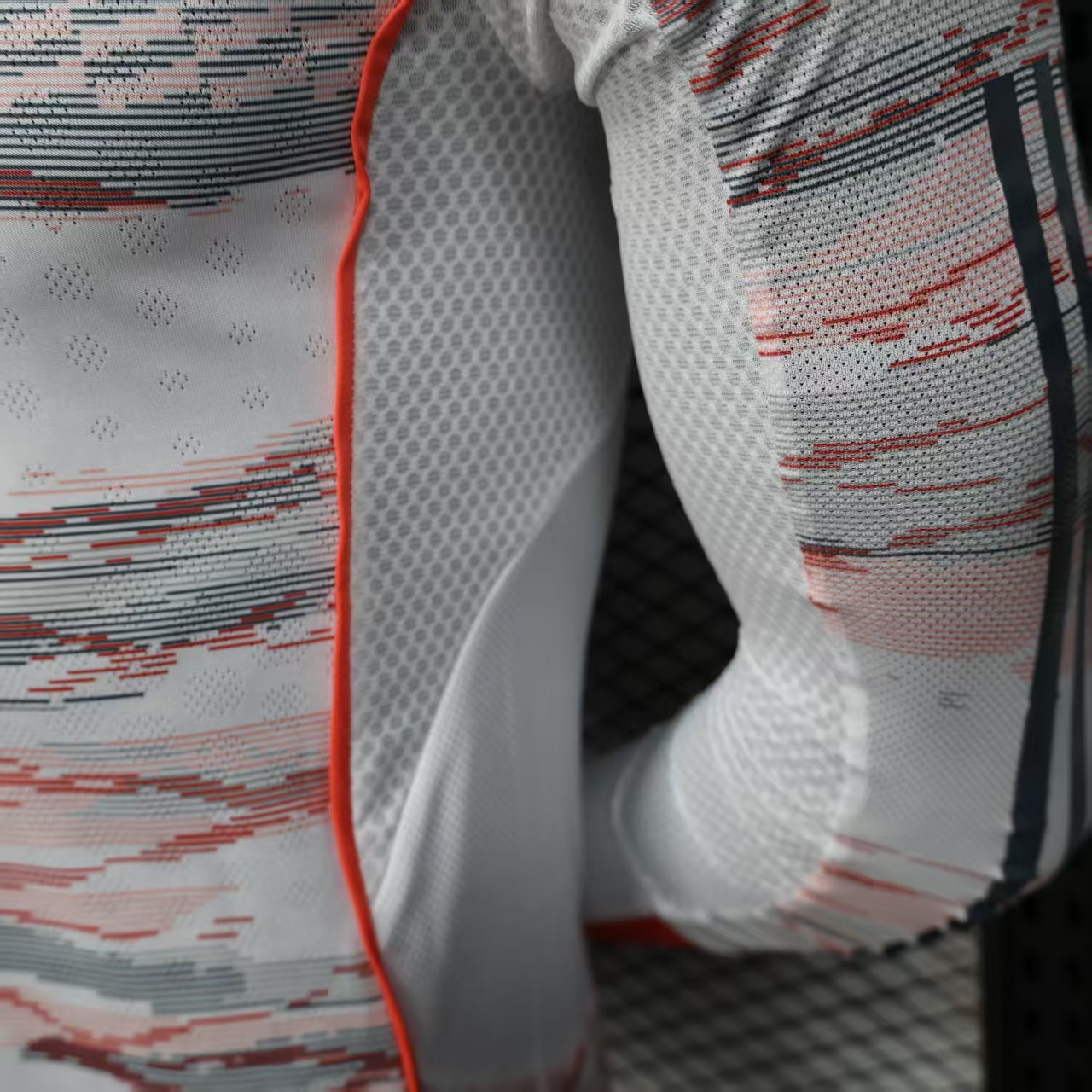 Player Version Bayern München 25/26 Away Long Sleeves