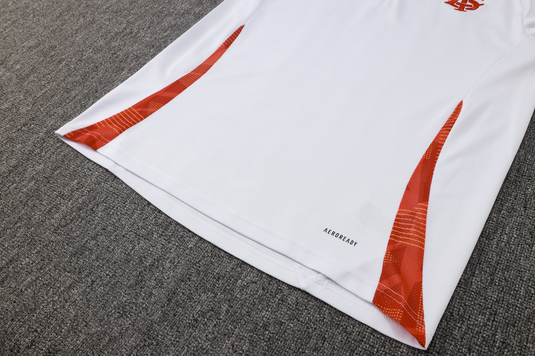 SC Internacional half zipper training suit B999