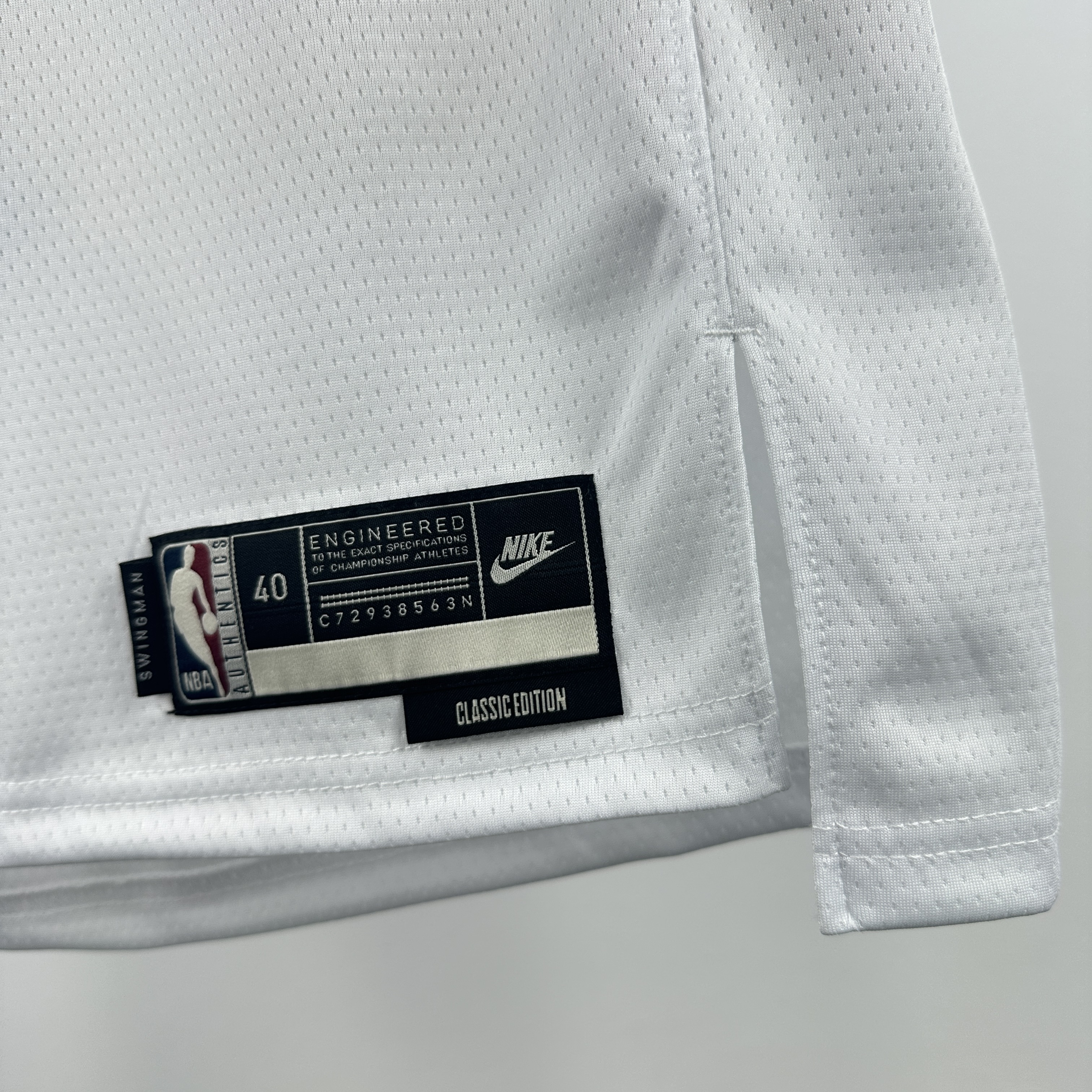 25 Season Grizzlies White  #17