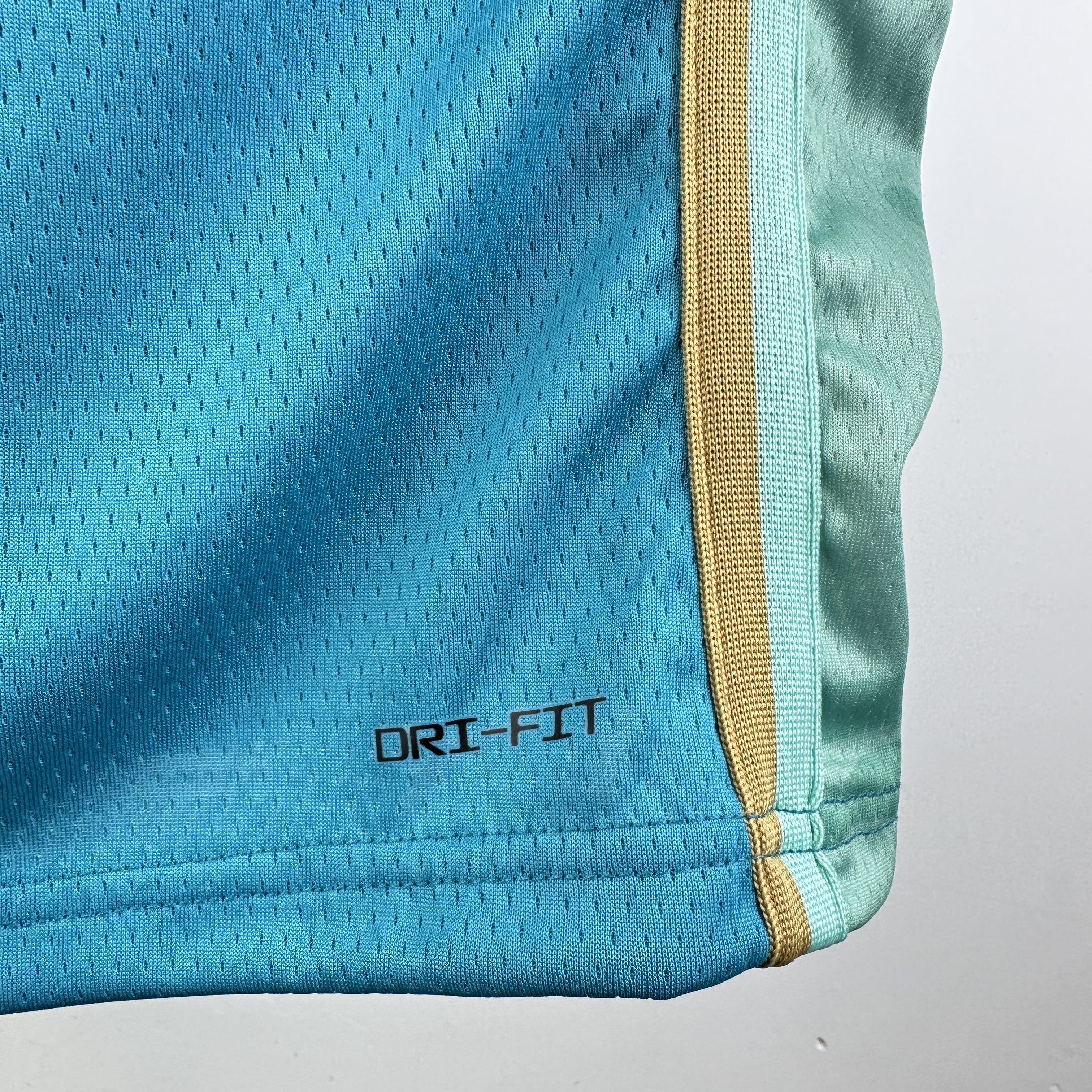 24 Season Hornets City Edition No.1 Ball