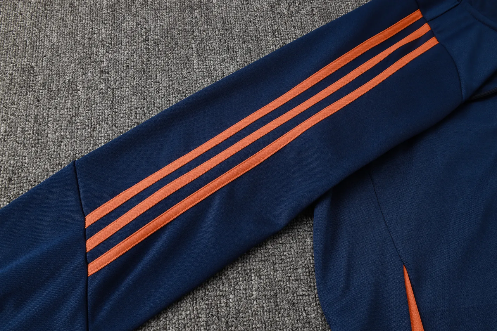 Adult/ Kids 2425 Manchester united half zipper hoodie Training suit F615