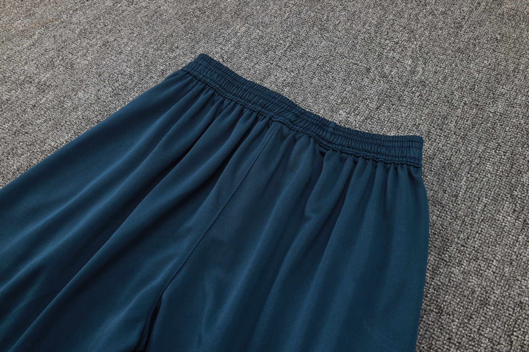 Real Mαdrid 2425 short sleeve white training shirt (with cropped trousers)