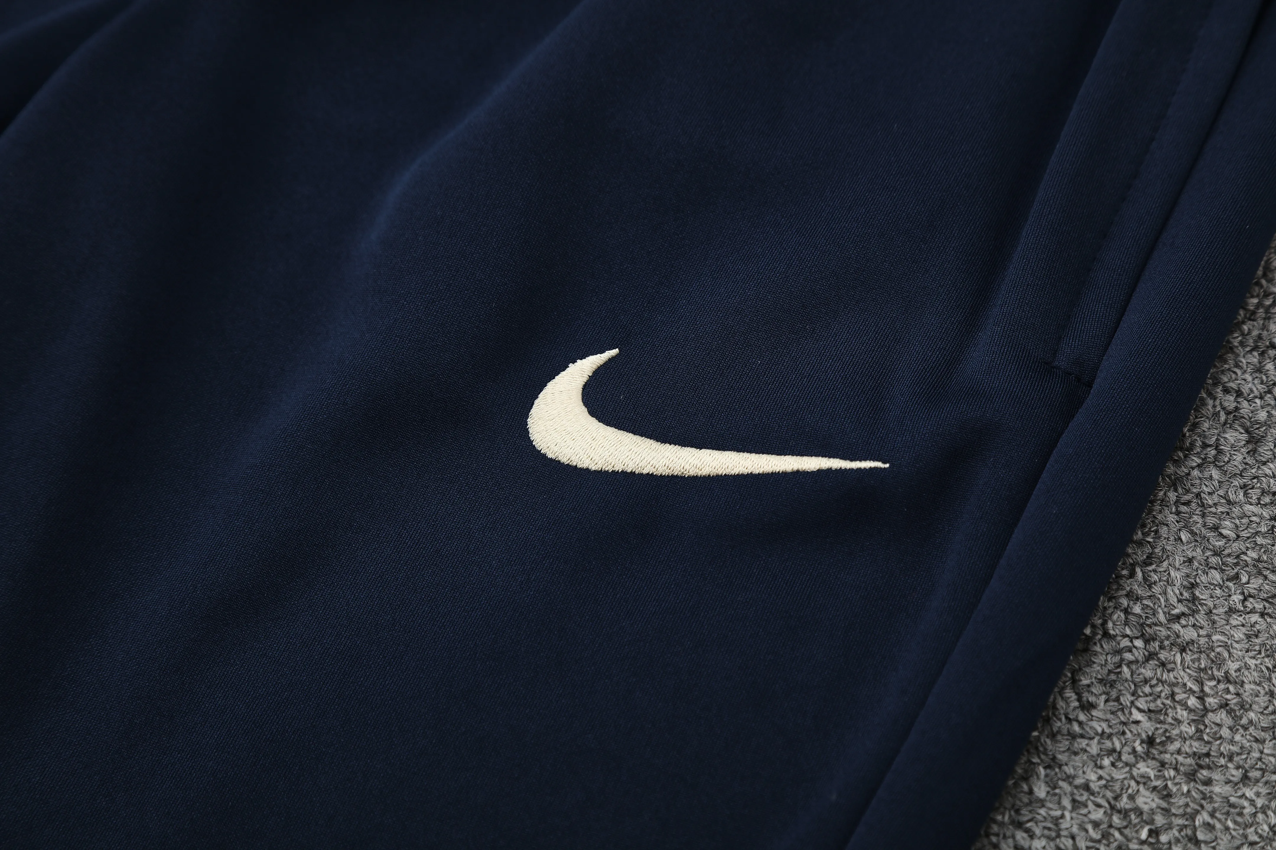 Hooded long-sleeve Chelsea 25/26 suit