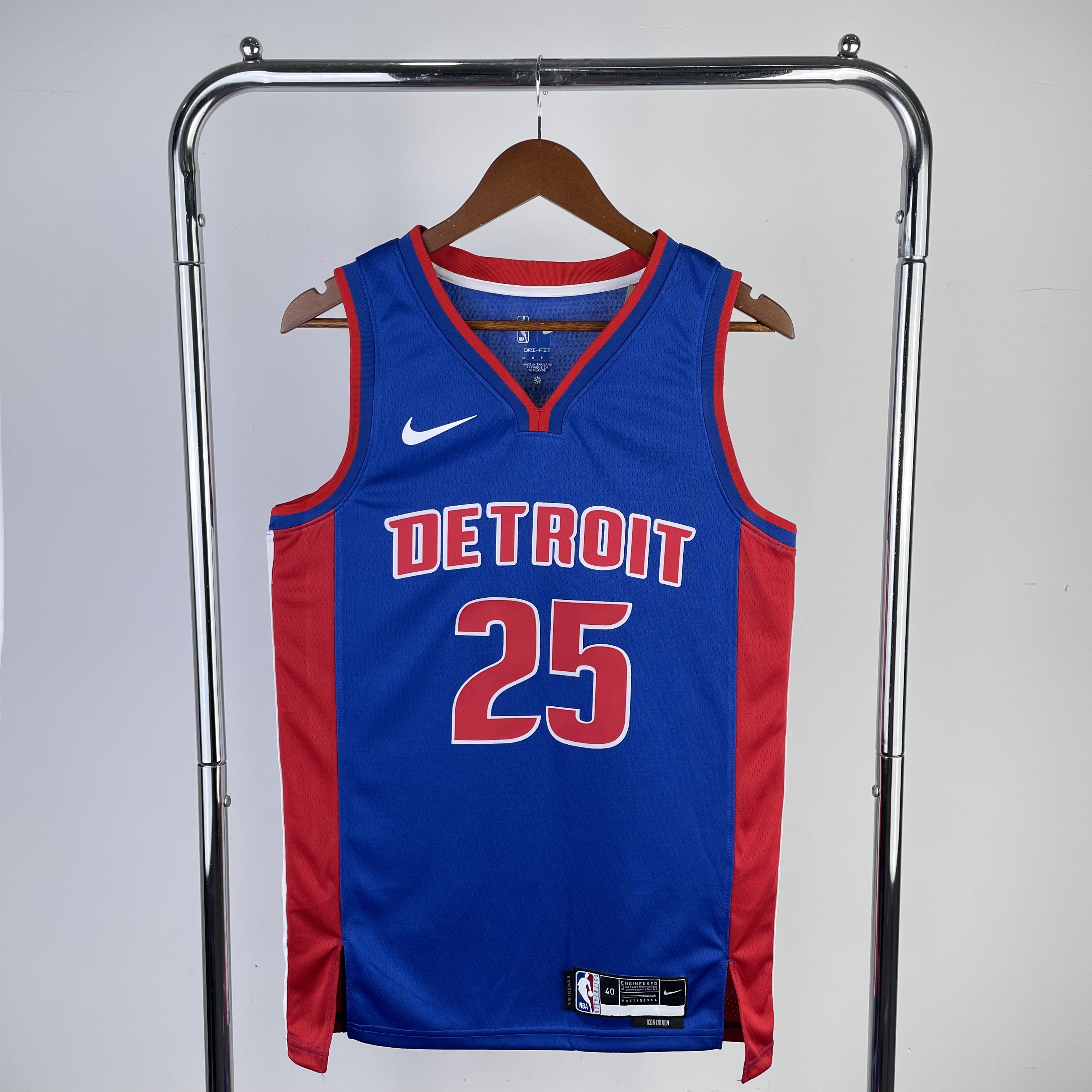23 Season Detroit Pistons Blue  #25