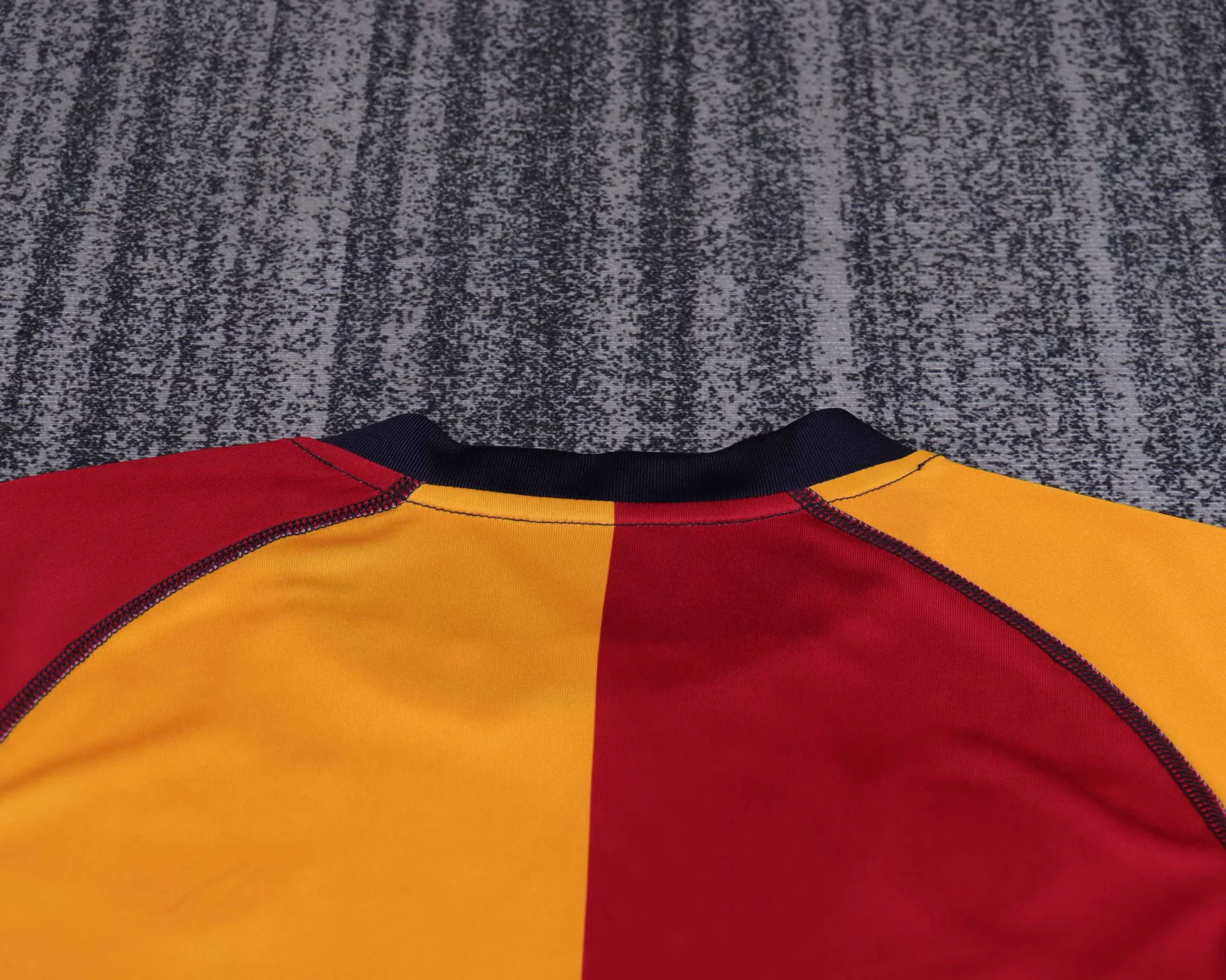 Kids Retro Kit Roma 2000-01 Home