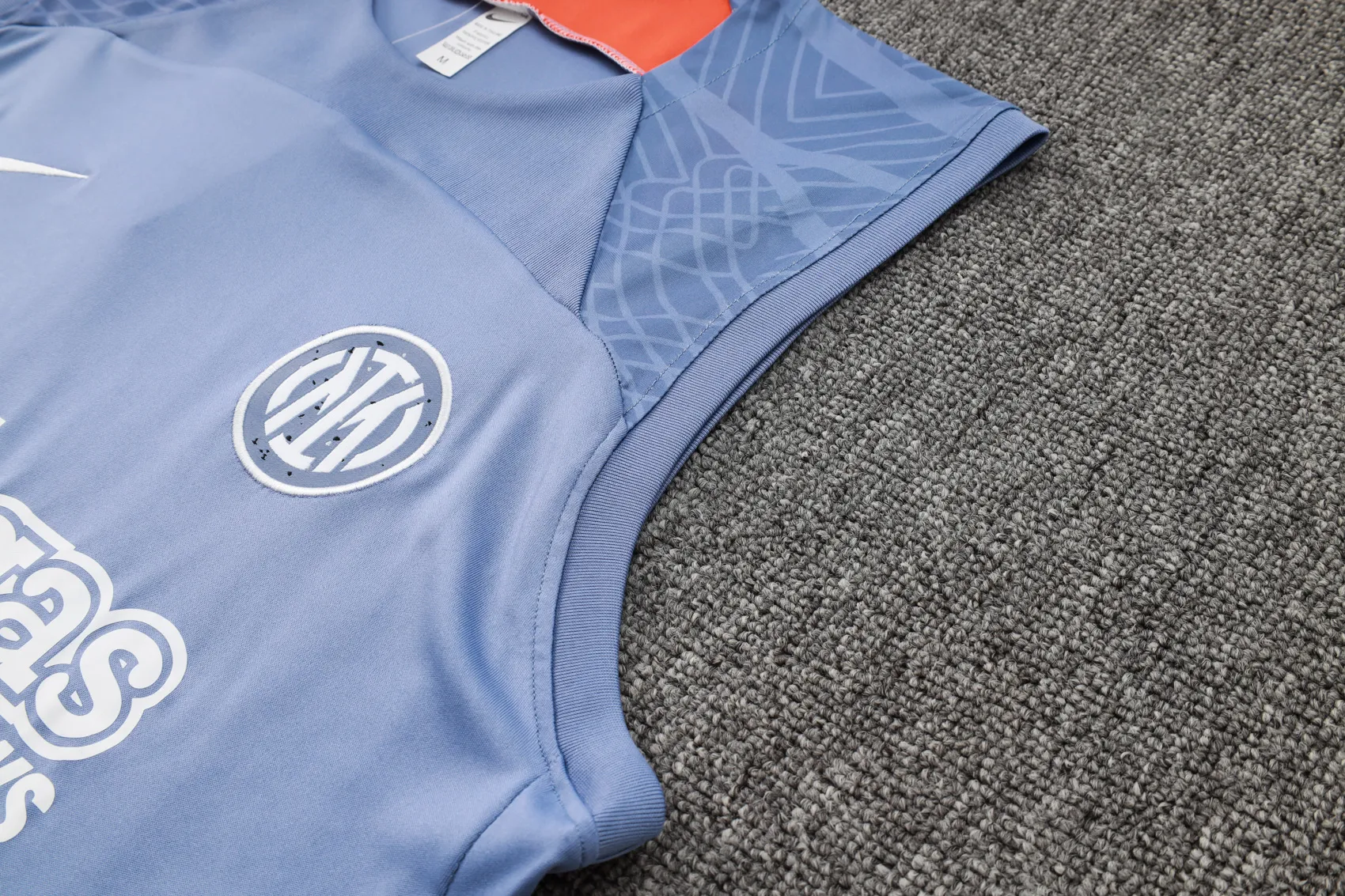 2425 vest Inter Milan light grey / blue Training Suit-