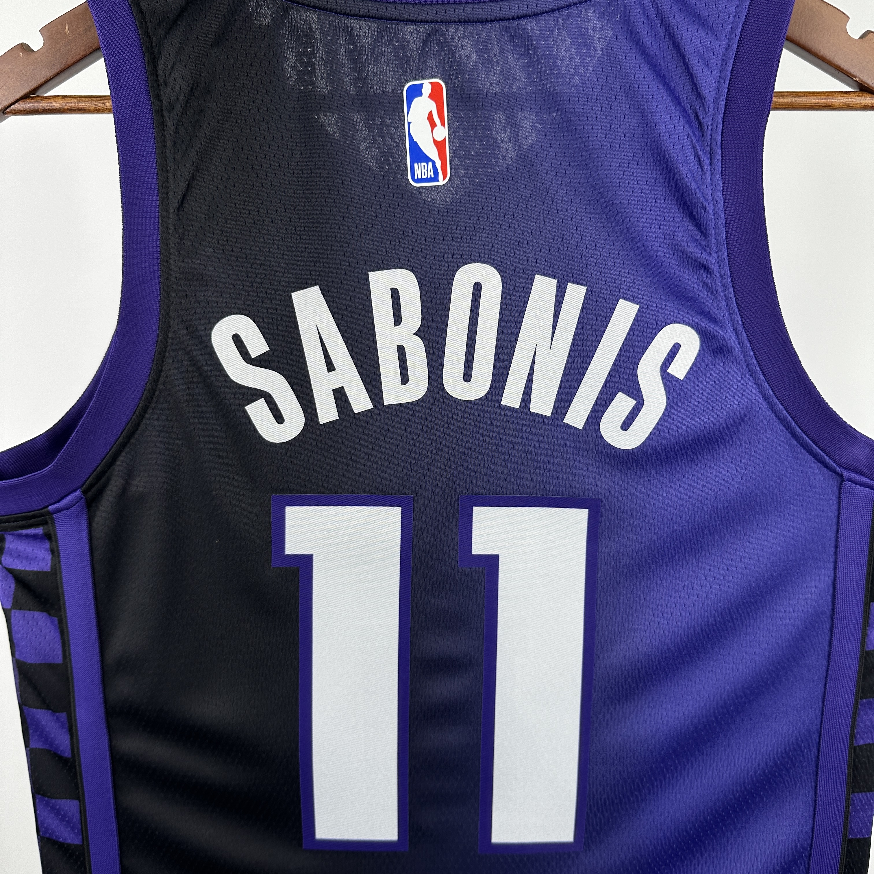 24 SEASON SACRAMENTO KINGS FLYER  #11 SABONIS
