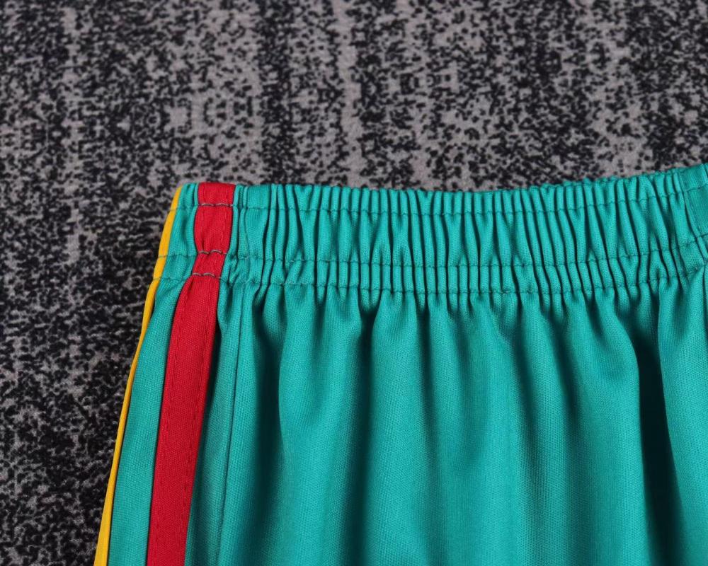 Kids Retro Kit Spain 2010 Goalkeeper