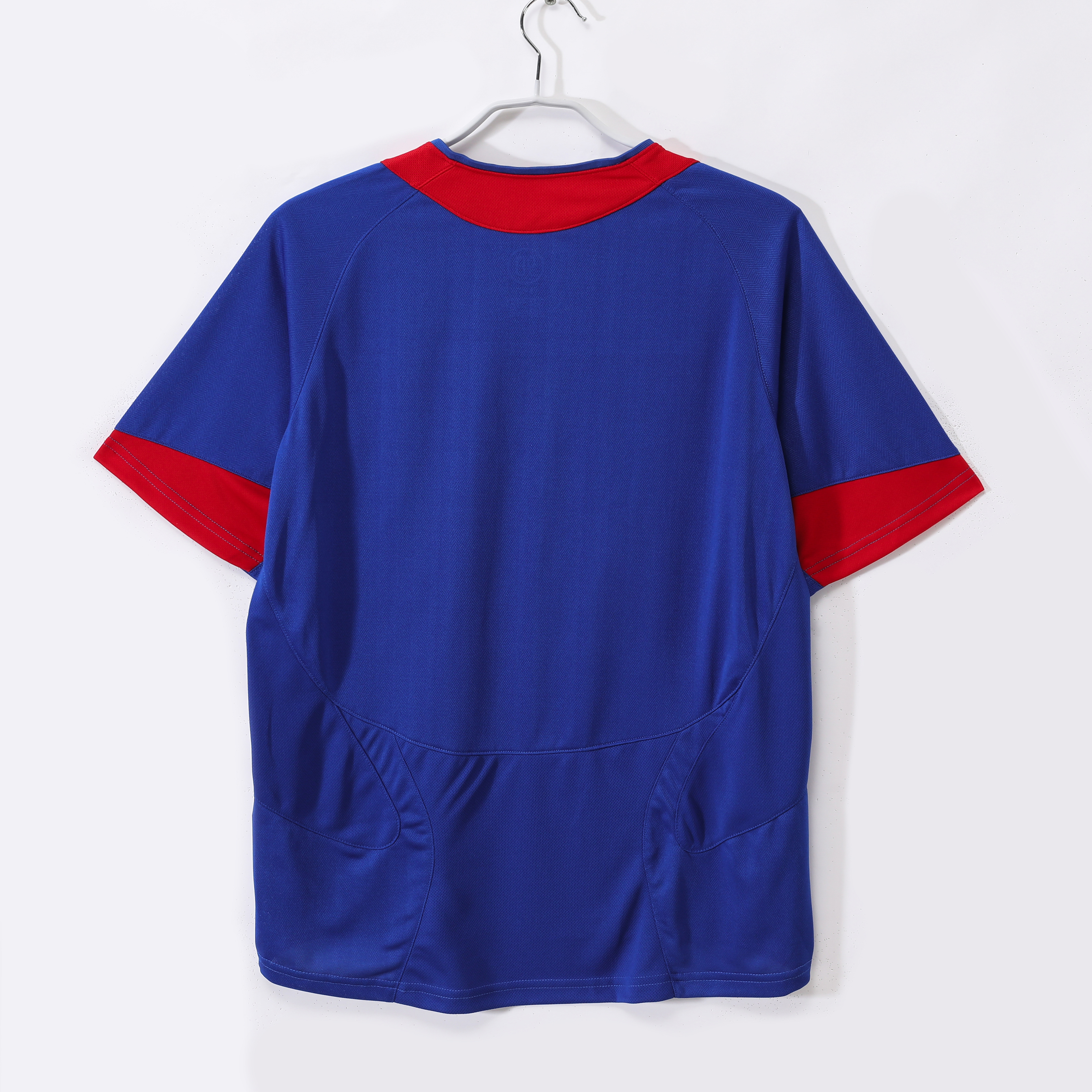 Retro Manchester United 2005/06 Away