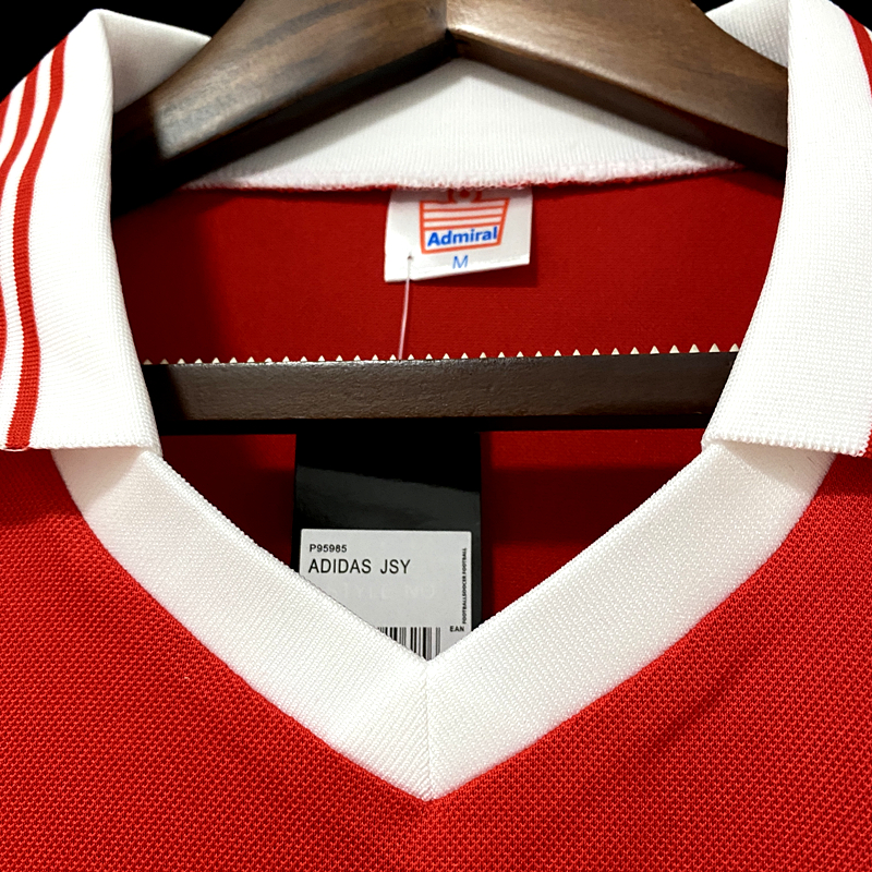 Retro Manchester United 1977 Home