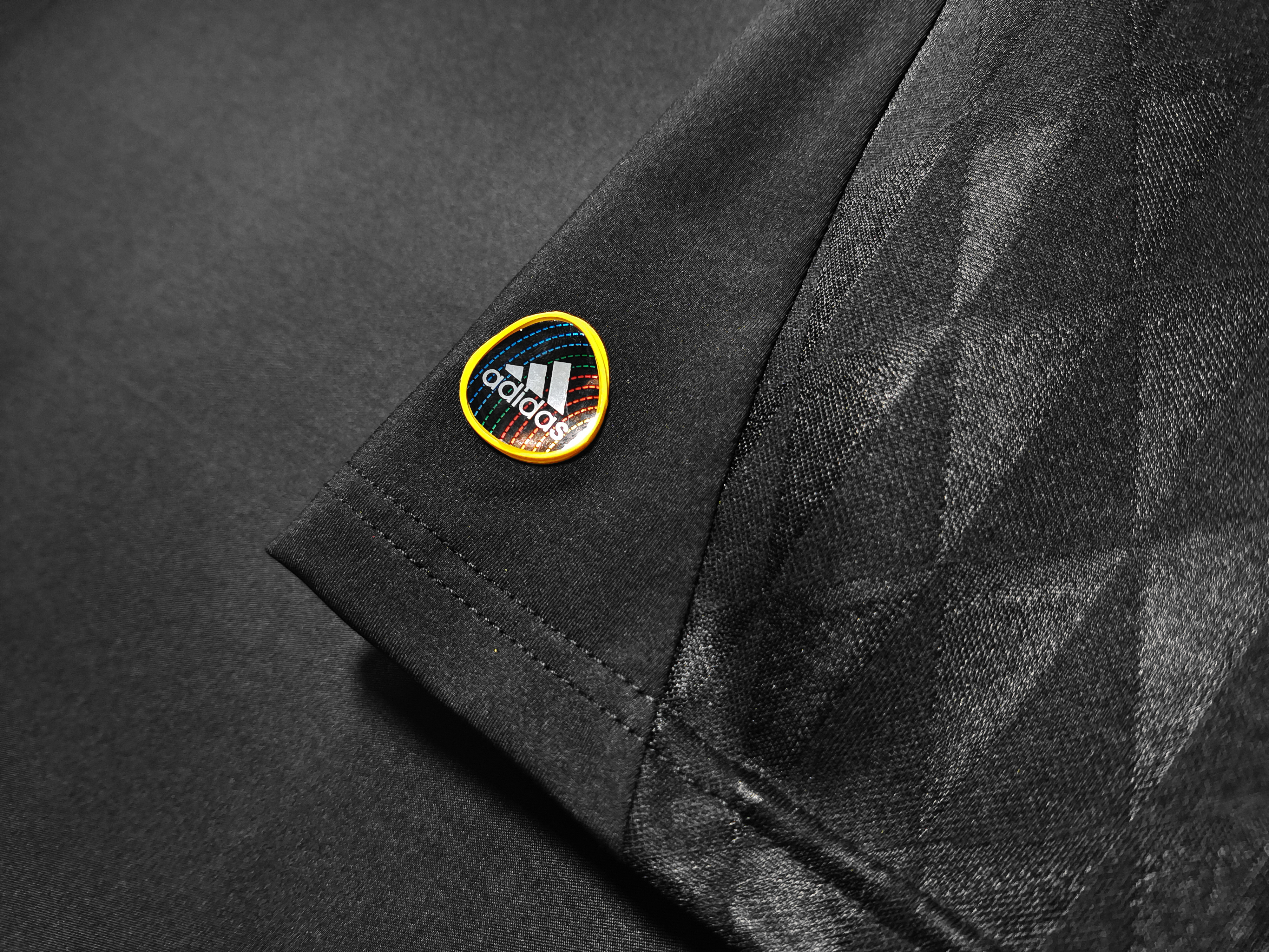 Retro LVP 2010-11 Third