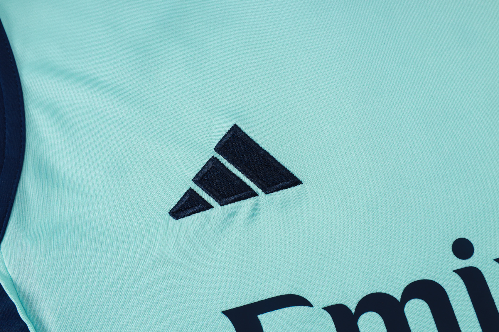 Arsenαl   Sleeveless training suit D2570