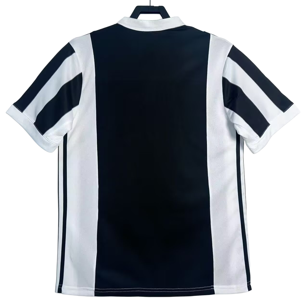 Retro 2017/18 Juventus Home