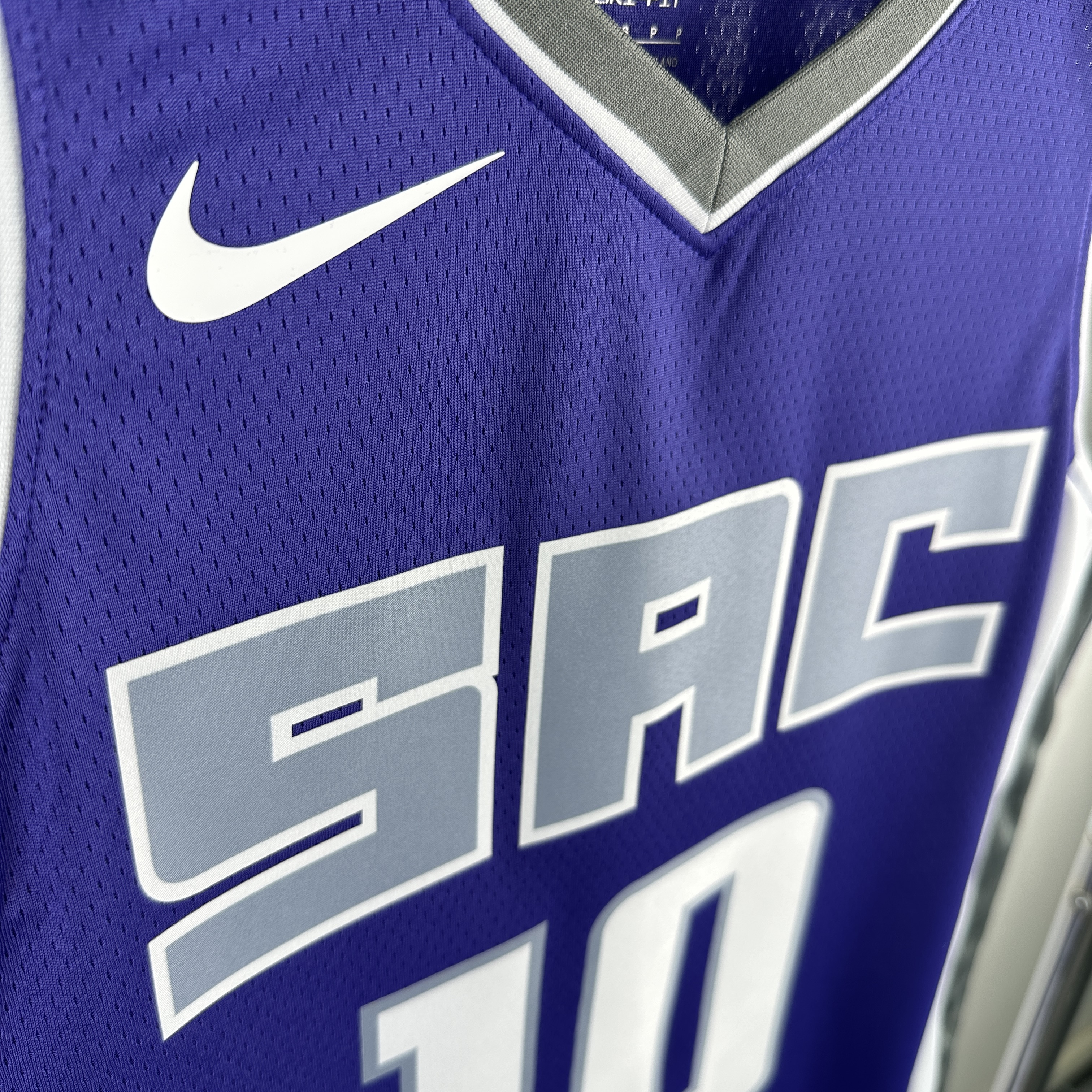 23 SEASON SACRAMENTO KINGS Away Purple  #10 DeROZAN