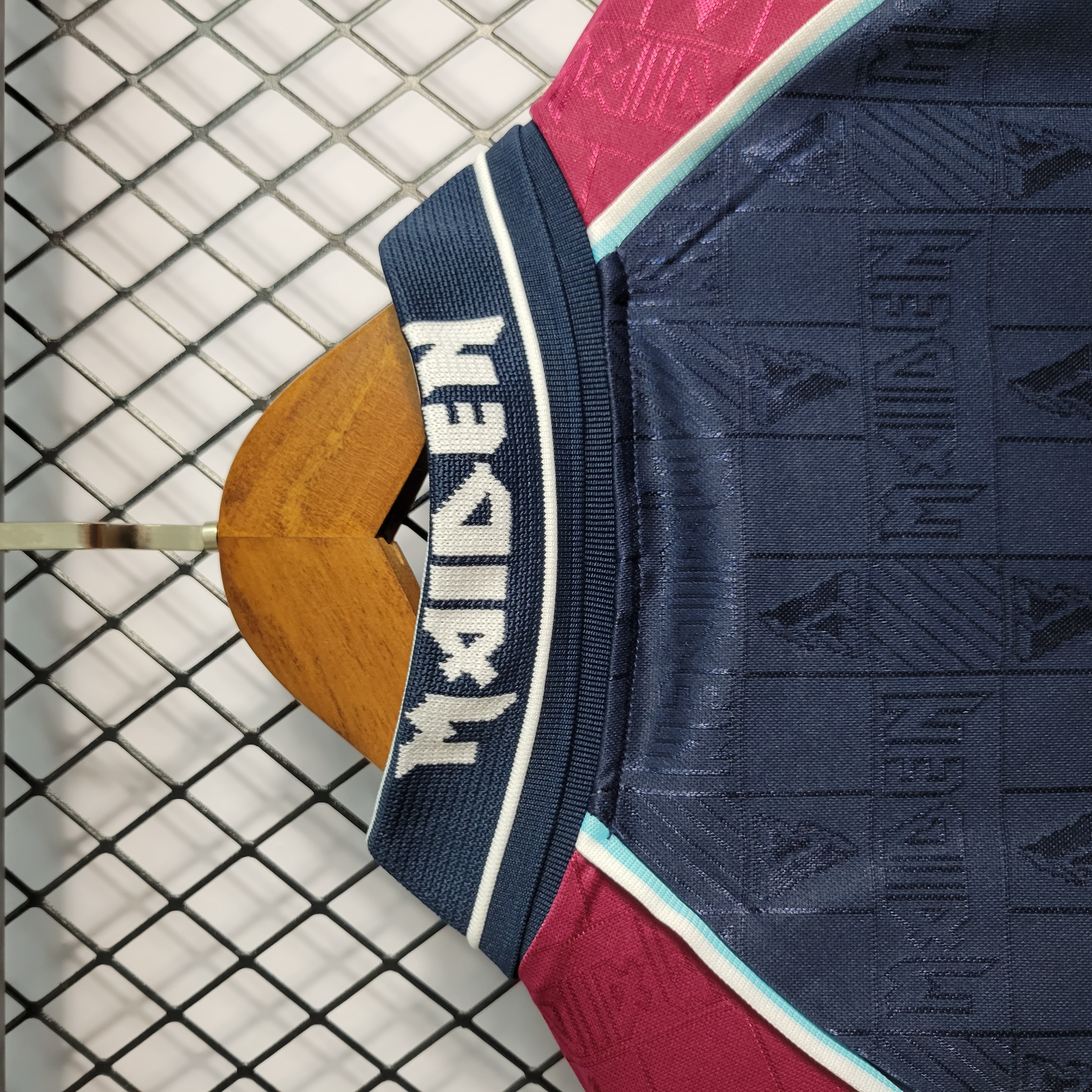 Retro  Iron Maiden * West Ham 1999 Home