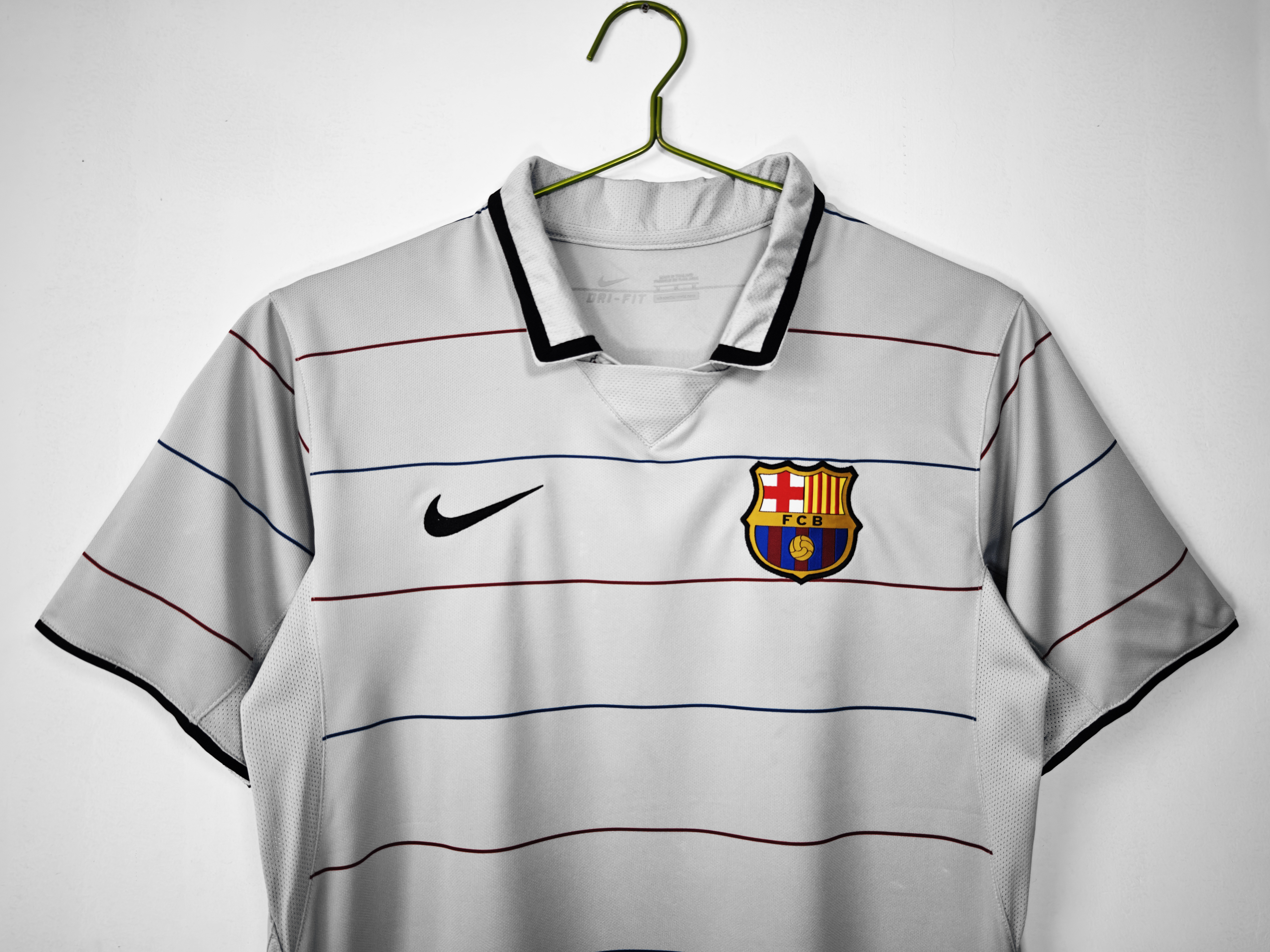 Retro Barcelona 03/04 Away S-XXL