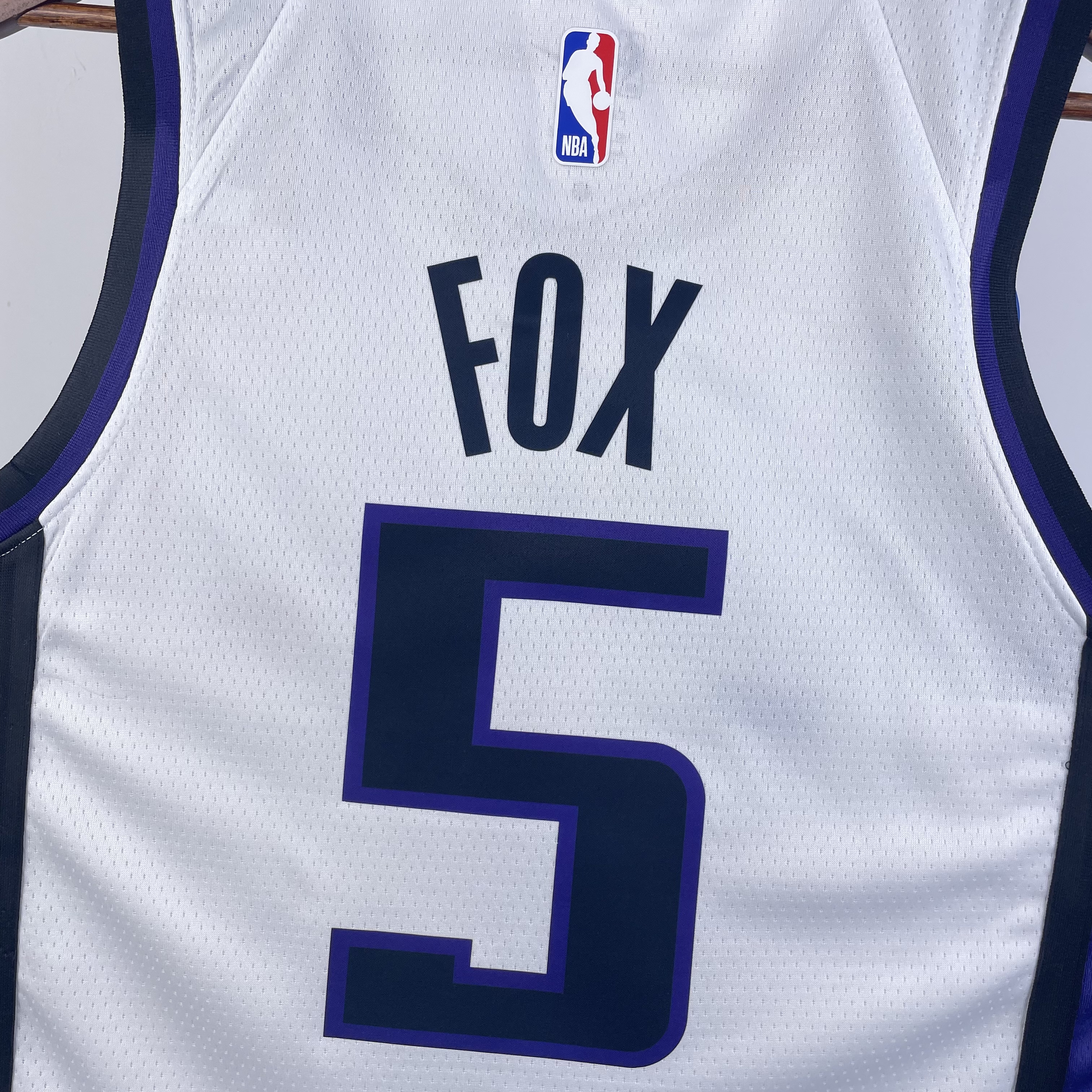 24 SEASON SACRAMENTO KINGS Home  #5 FOX