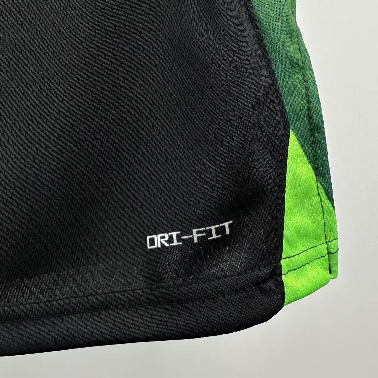 25 Season Celtic City Version  No. 4