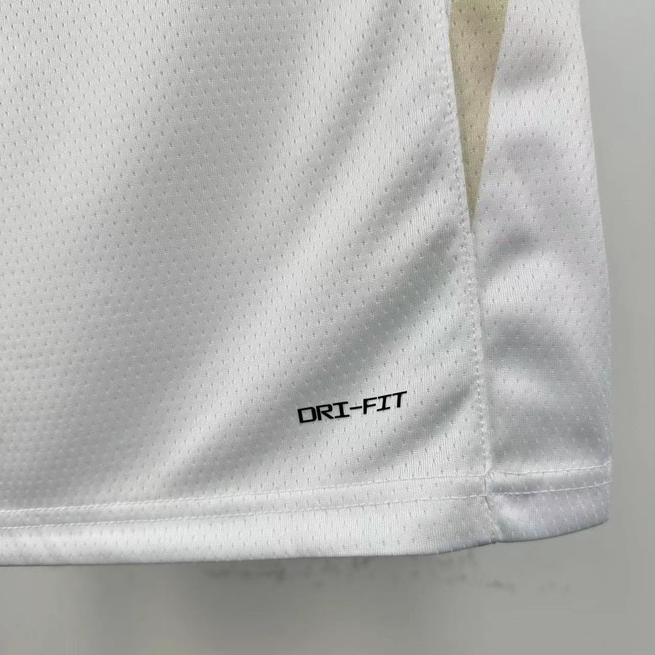 25 Season Chicago Bulls City Edition No.8