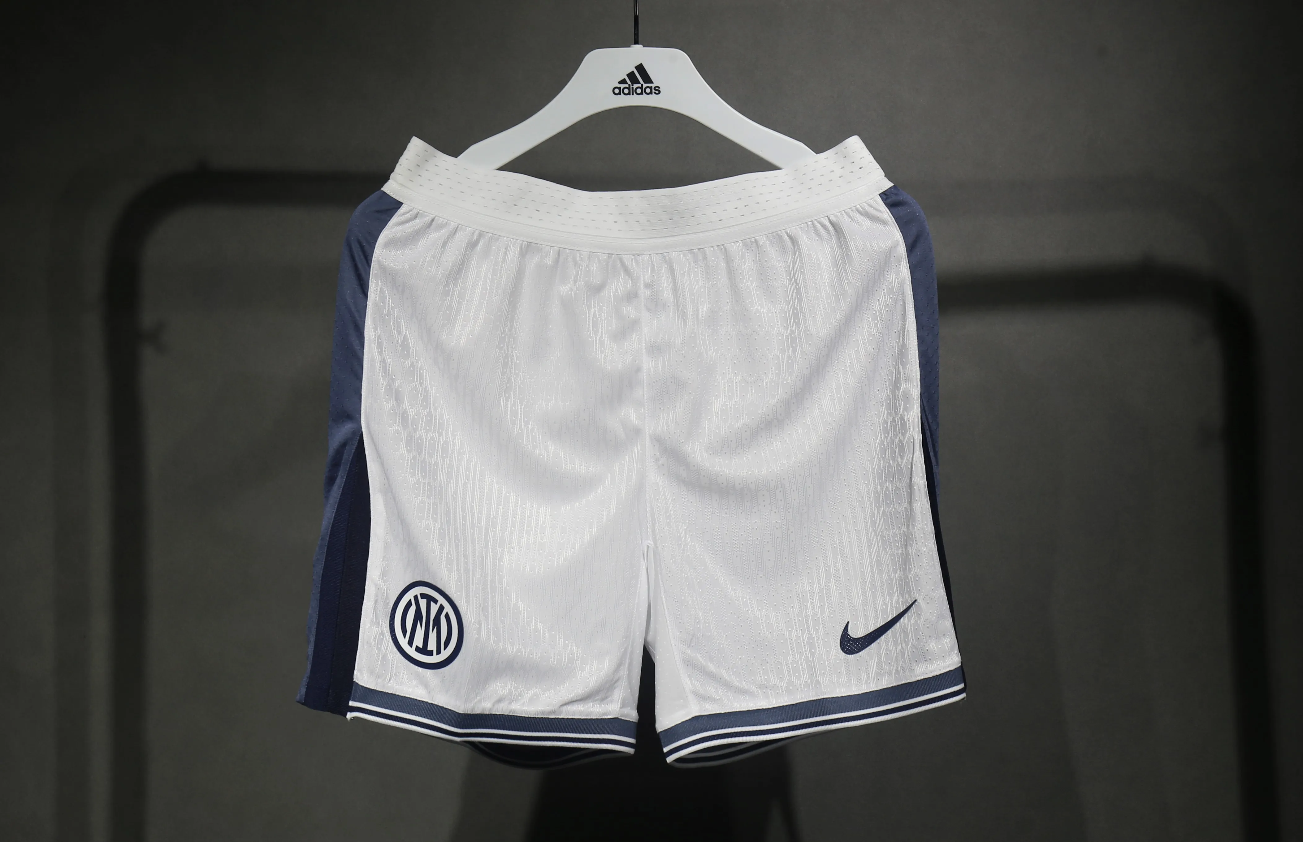Player Version Shorts 2024-25 Inter Milano Away