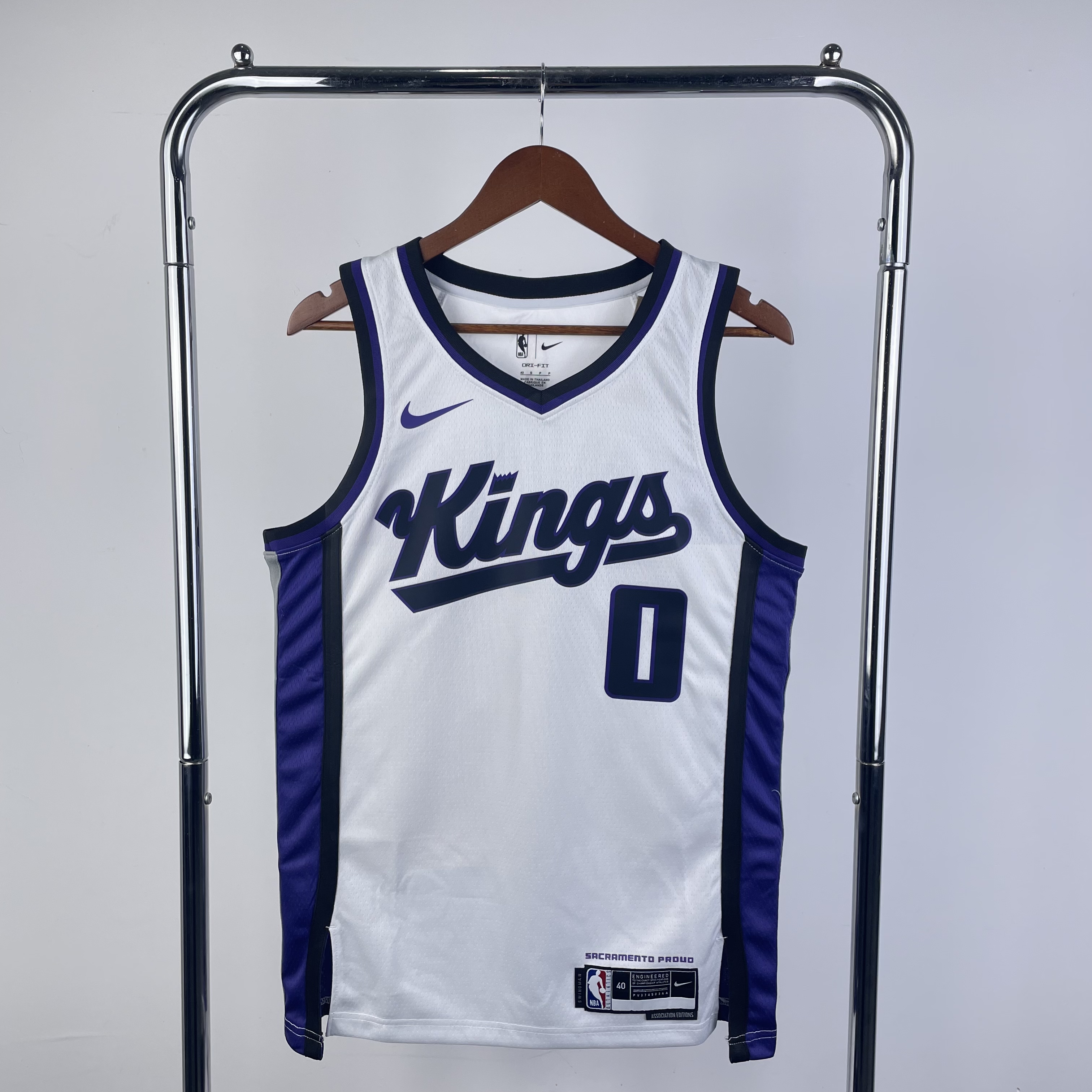 24 SEASON SACRAMENTO KINGS Home  #0 MONK