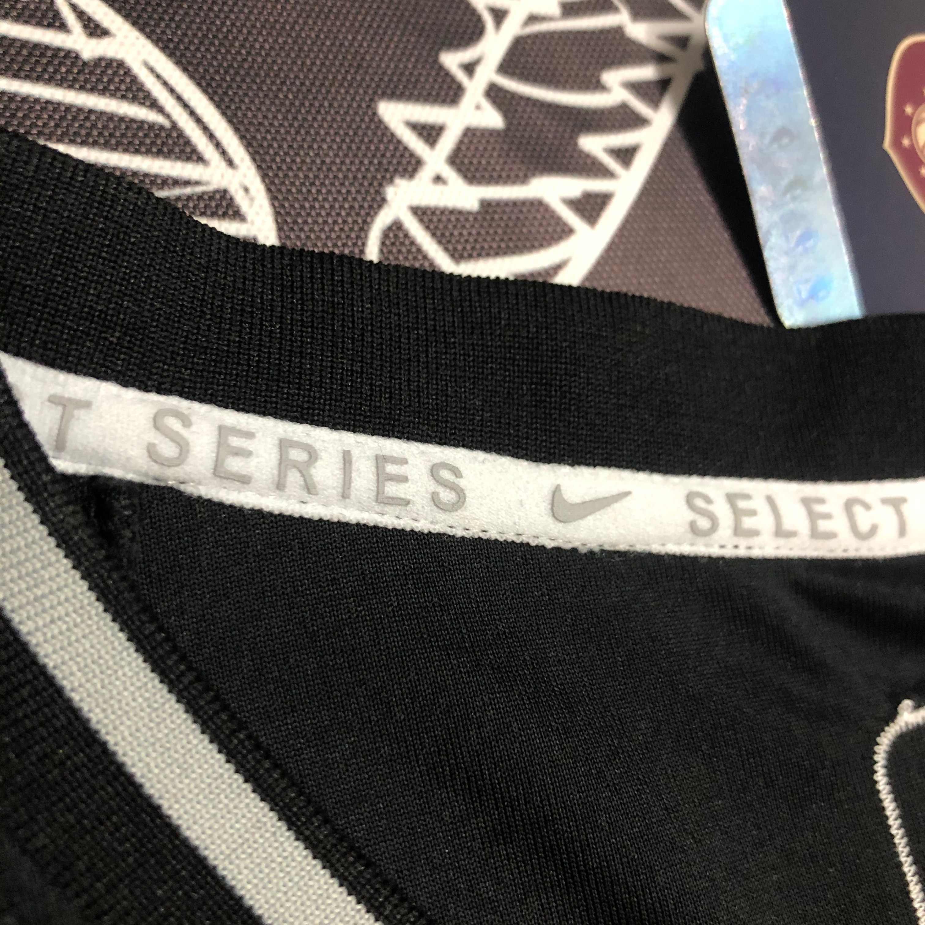 Mavericks Glory Edition  No.77 Dončić