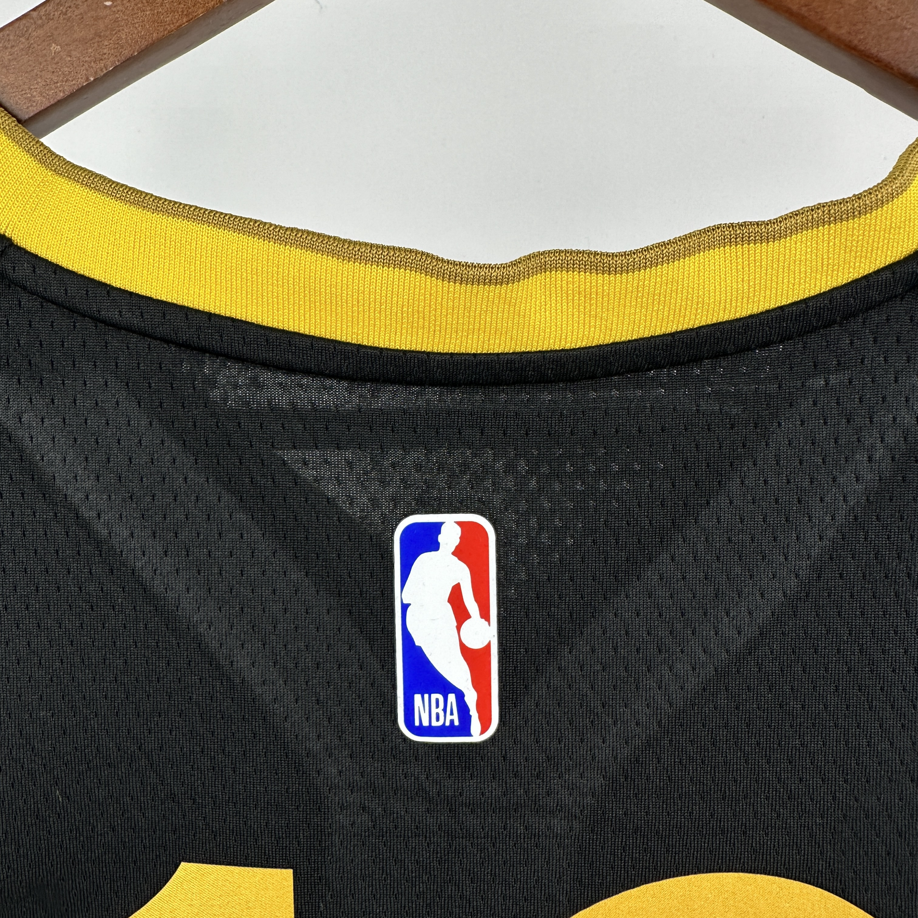 25 Season Warriors City Edition #10