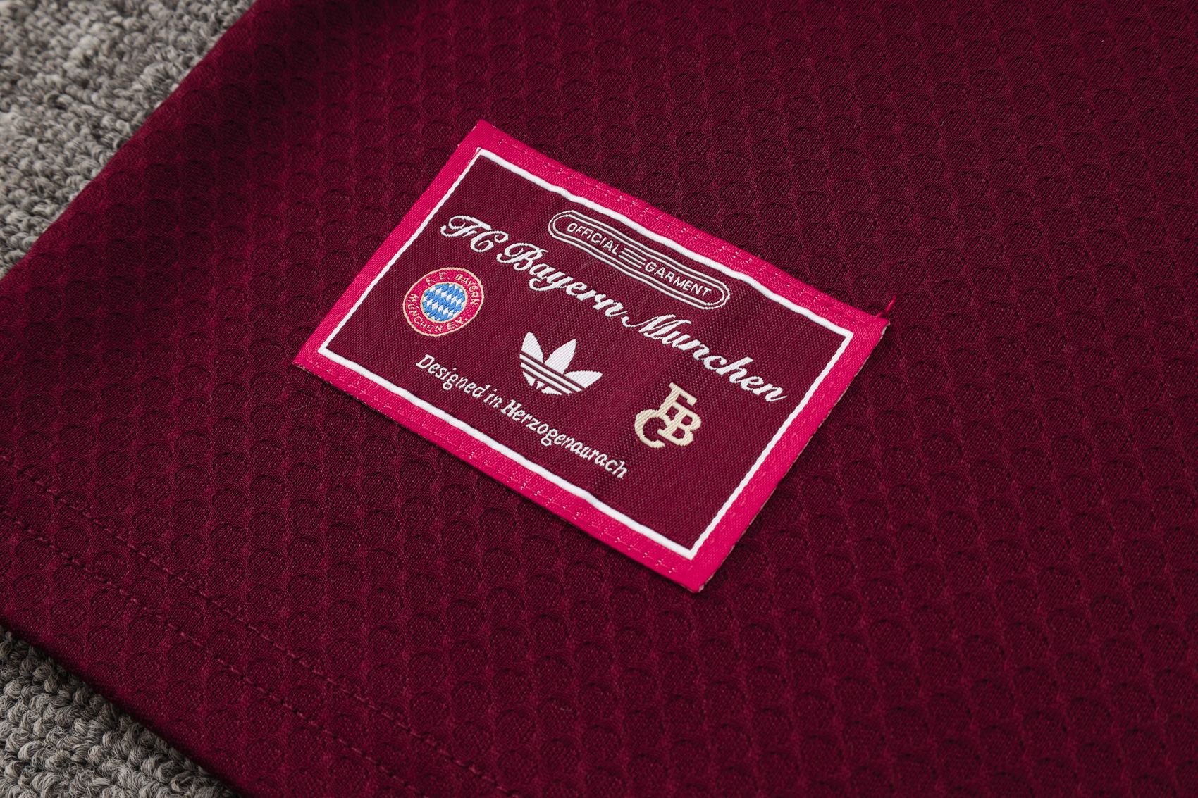 Short Sleeves Bayern Training suit  D2527