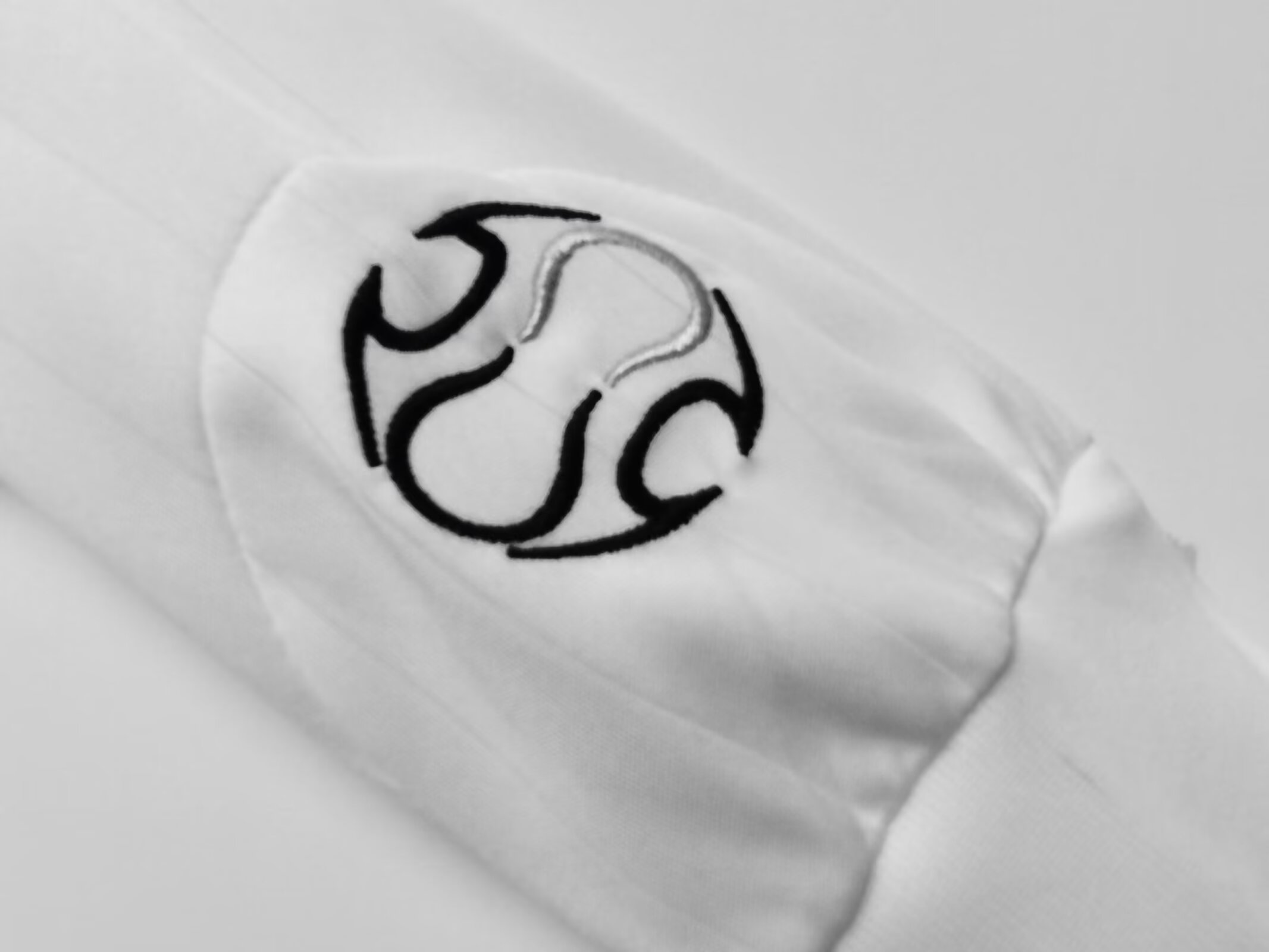 Retro  Real Mαdrid 06/07 Home White Long Sleeves