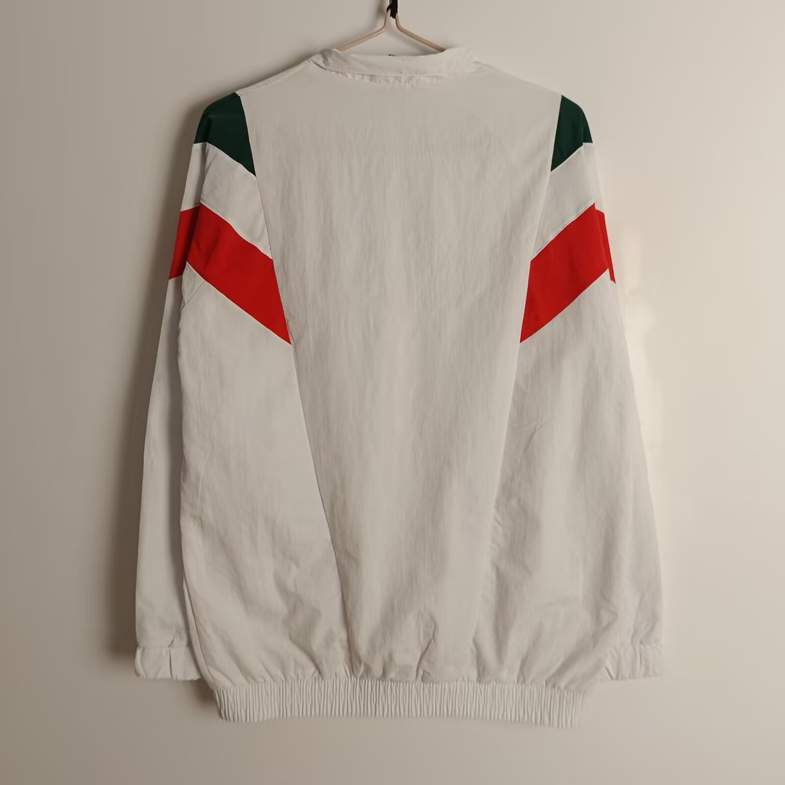 Italy White windbreaker